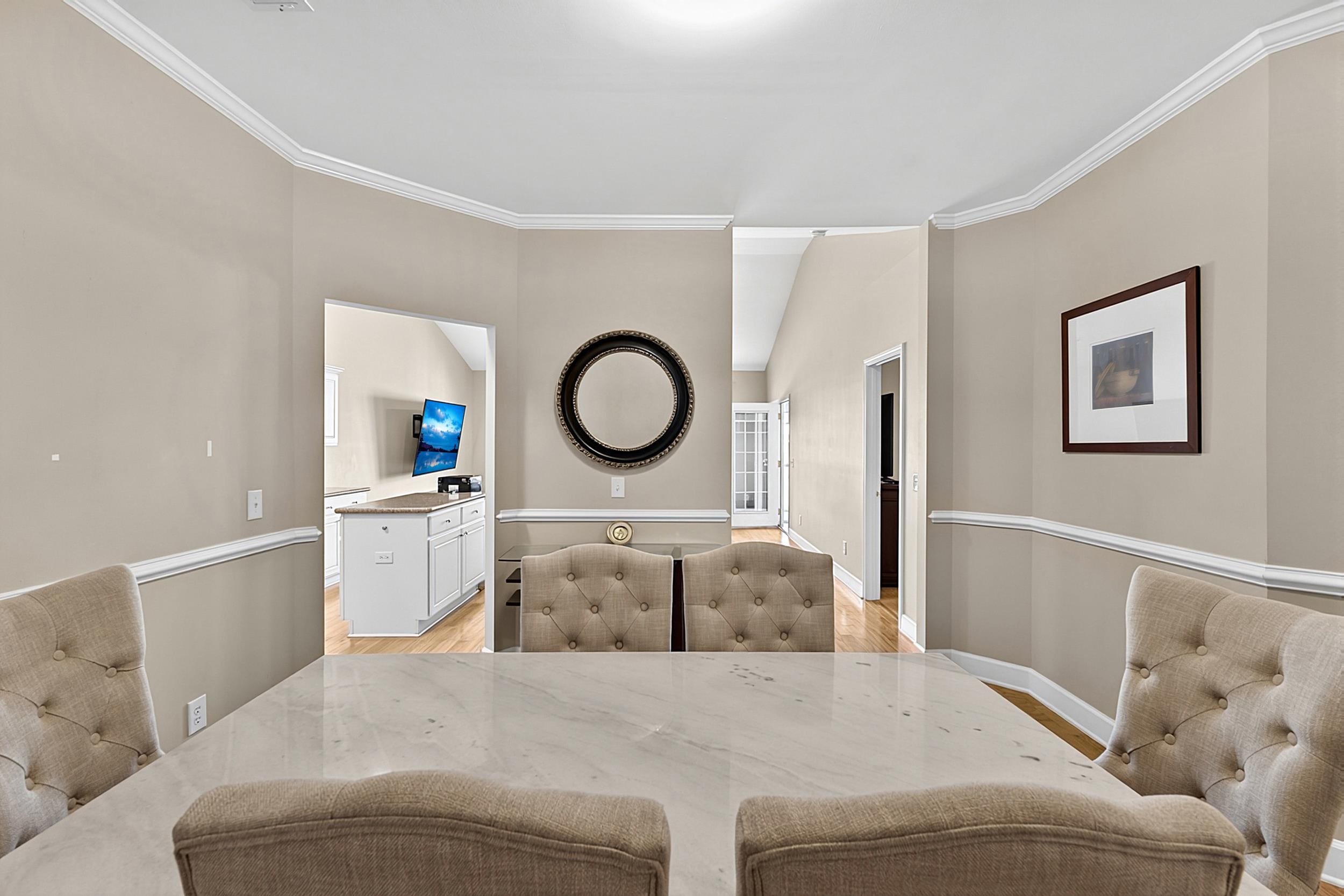 284 Viareggio Rd. Property Photo 15