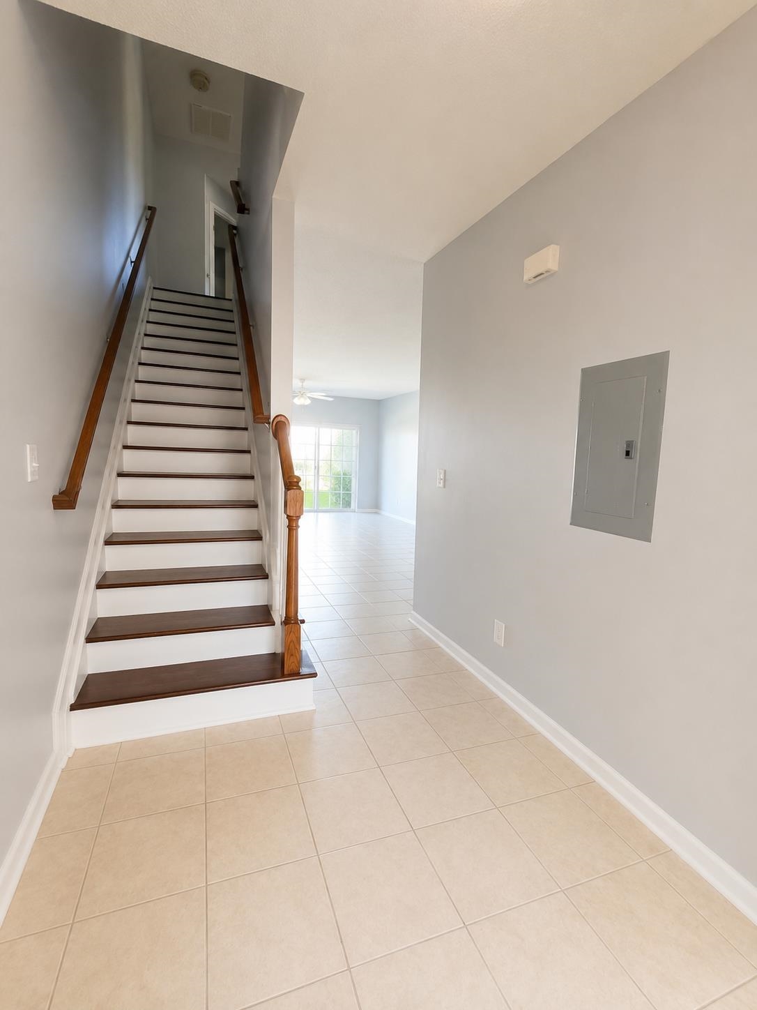 602 Beach Walk Pl. Property Photo 2
