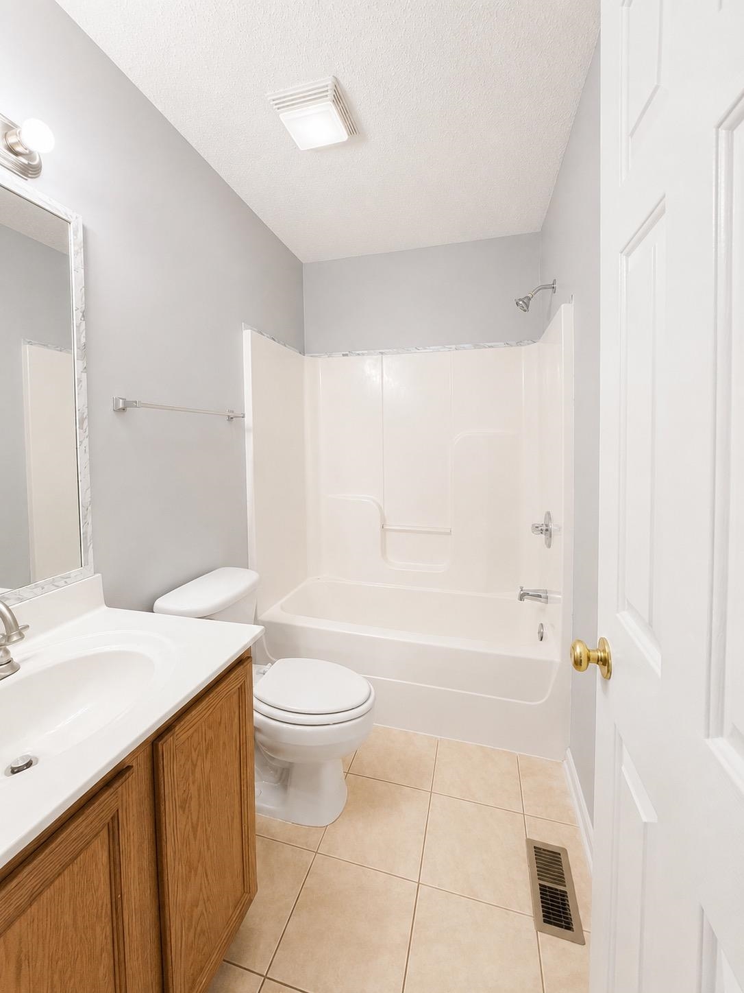 602 Beach Walk Pl. Property Photo 18