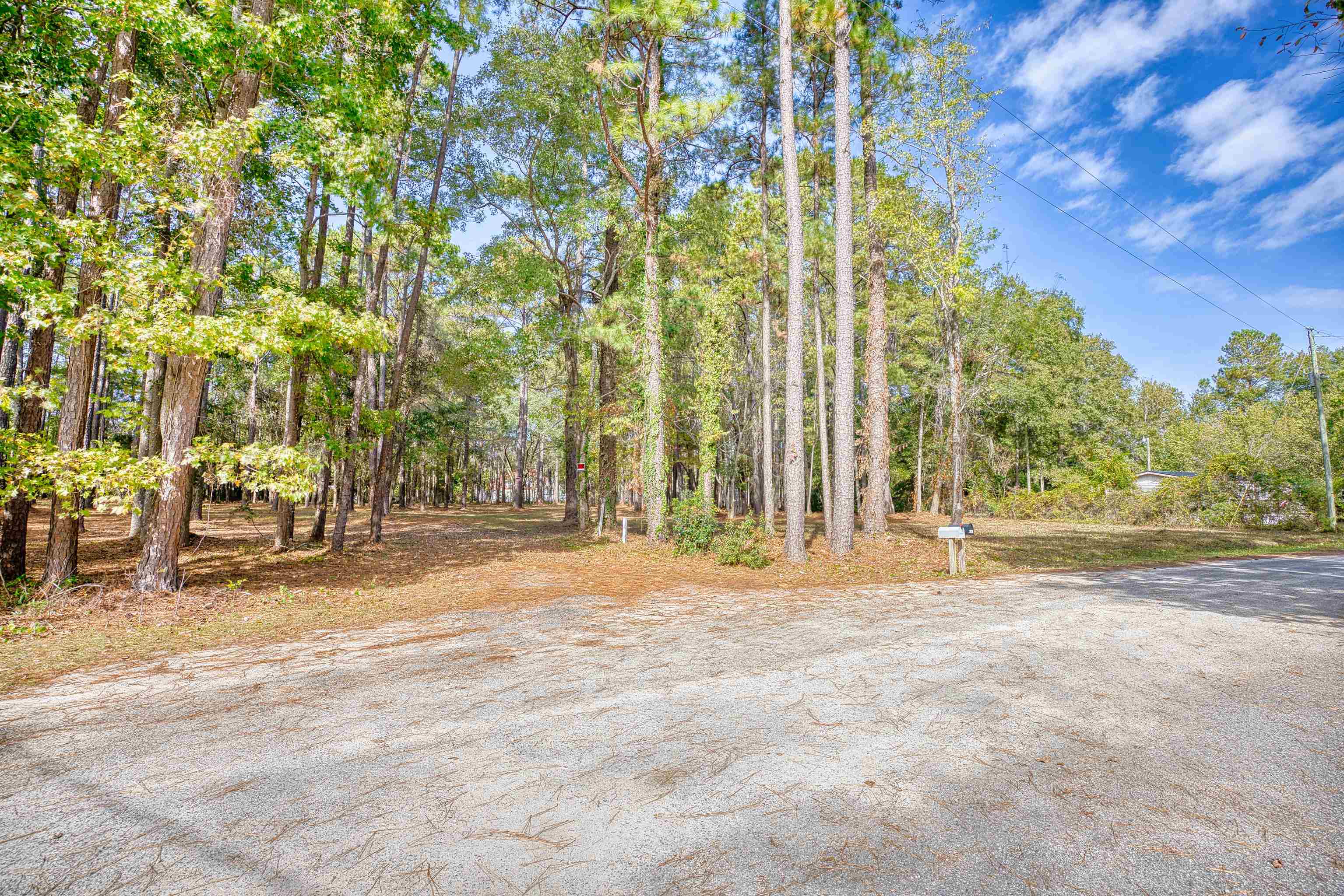 4250 Lilac Rd. Property Photo 2