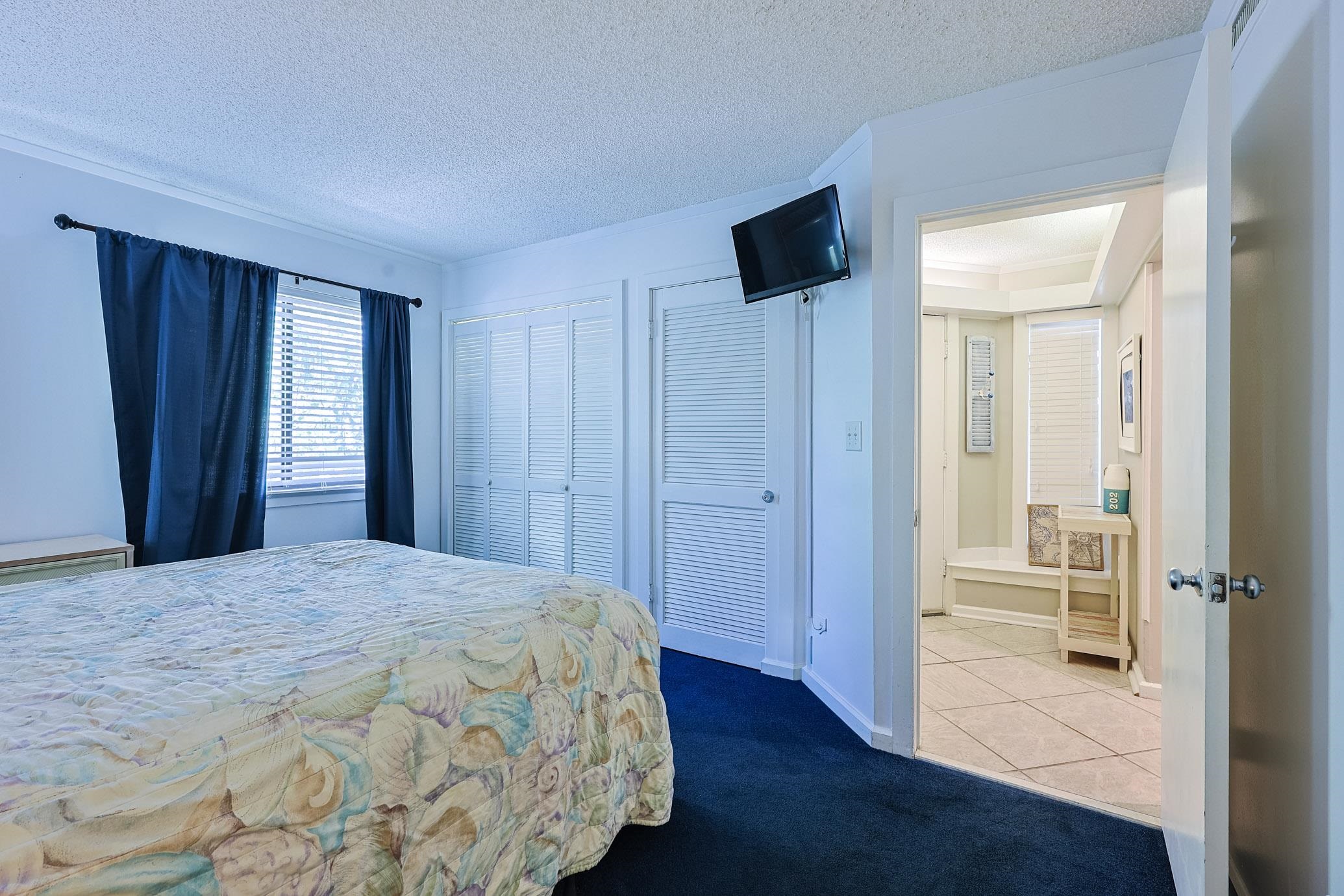 415 Ocean Creek Dr. Property Photo 12