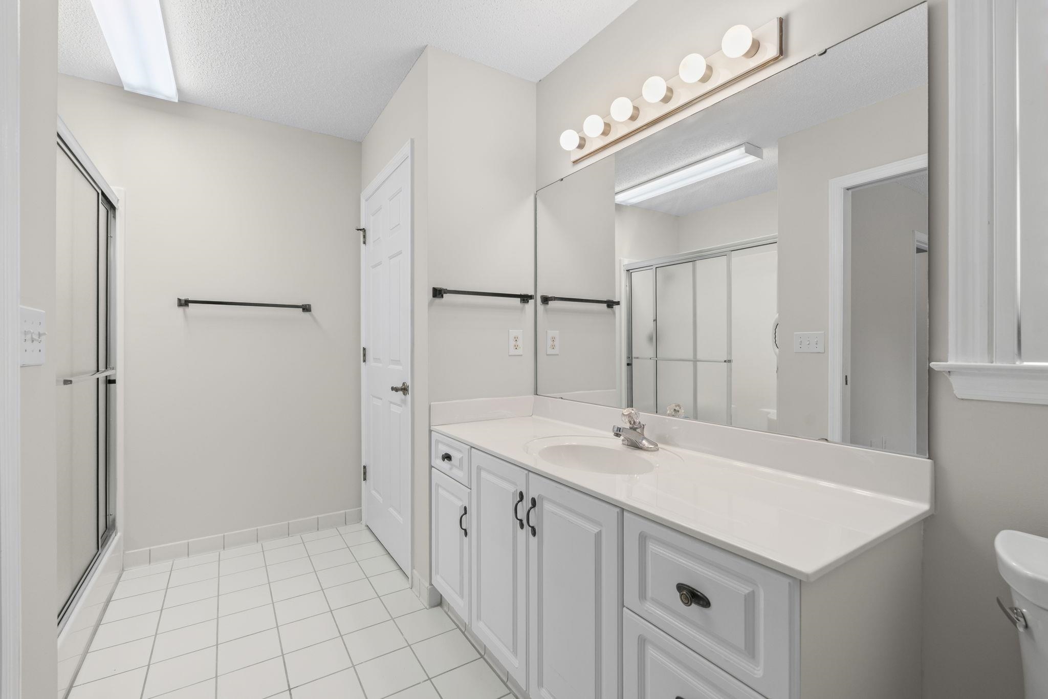 220 Cedar Ridge Ln. Property Photo 25