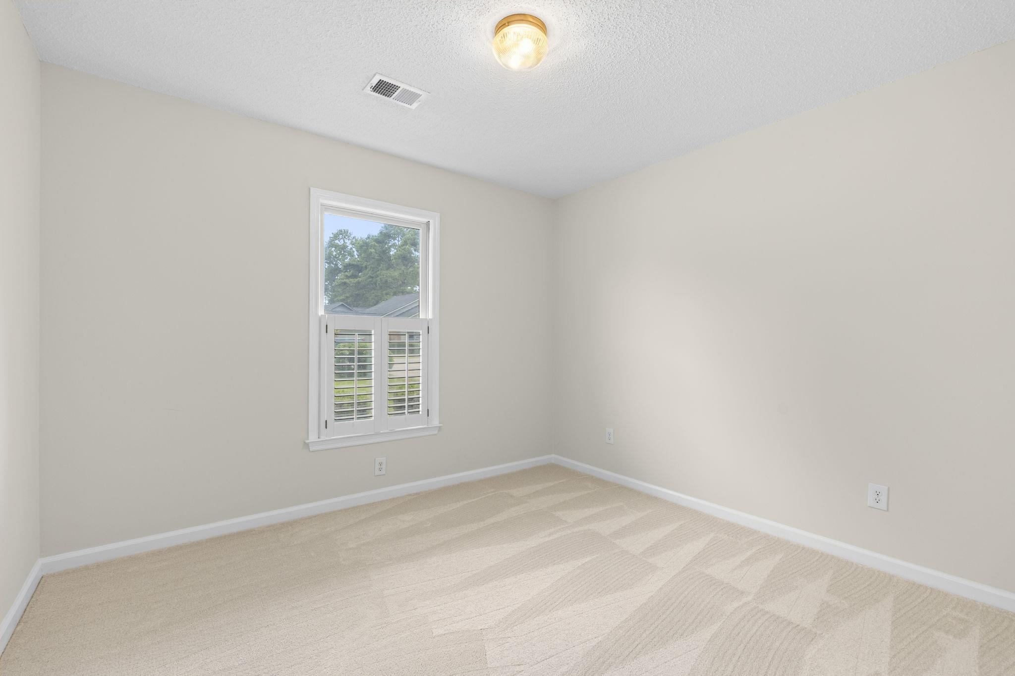 220 Cedar Ridge Ln. Property Photo 27
