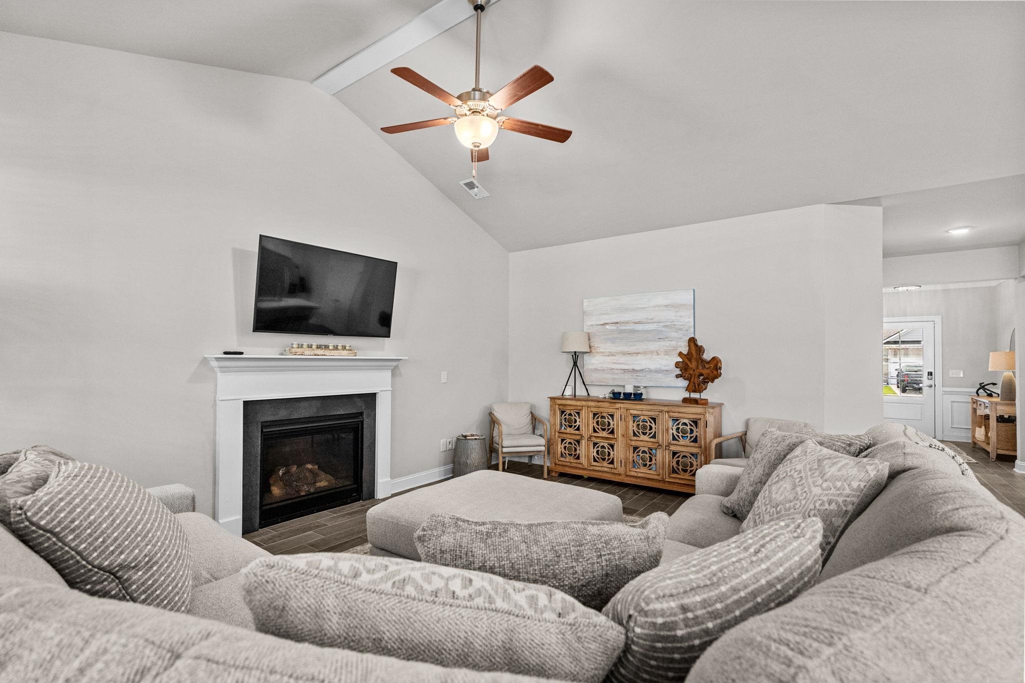 836 Culbertson Ave. Property Photo 16