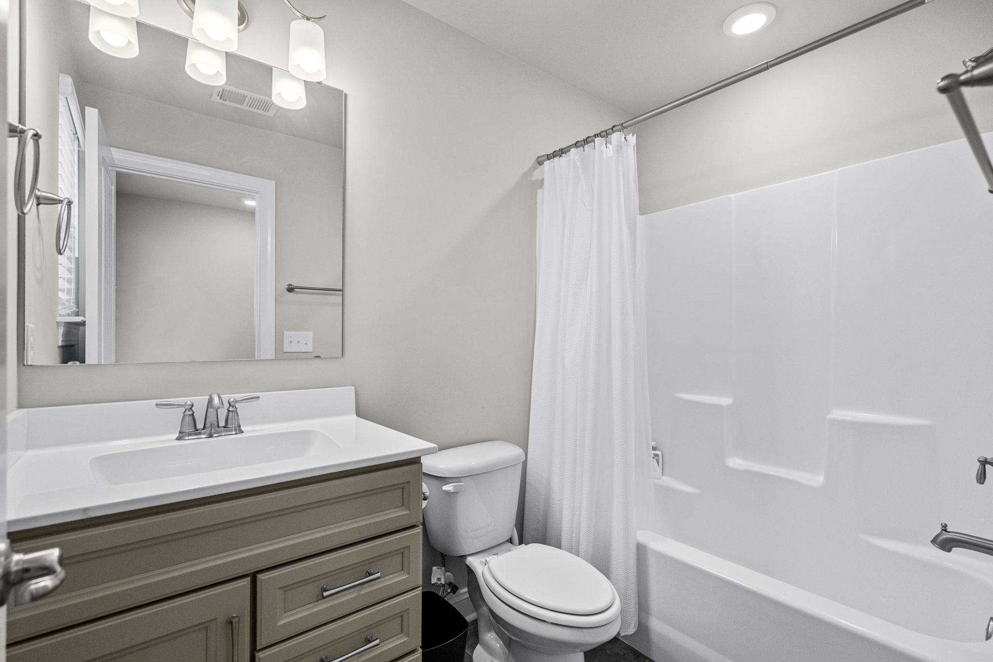 836 Culbertson Ave. Property Photo 45