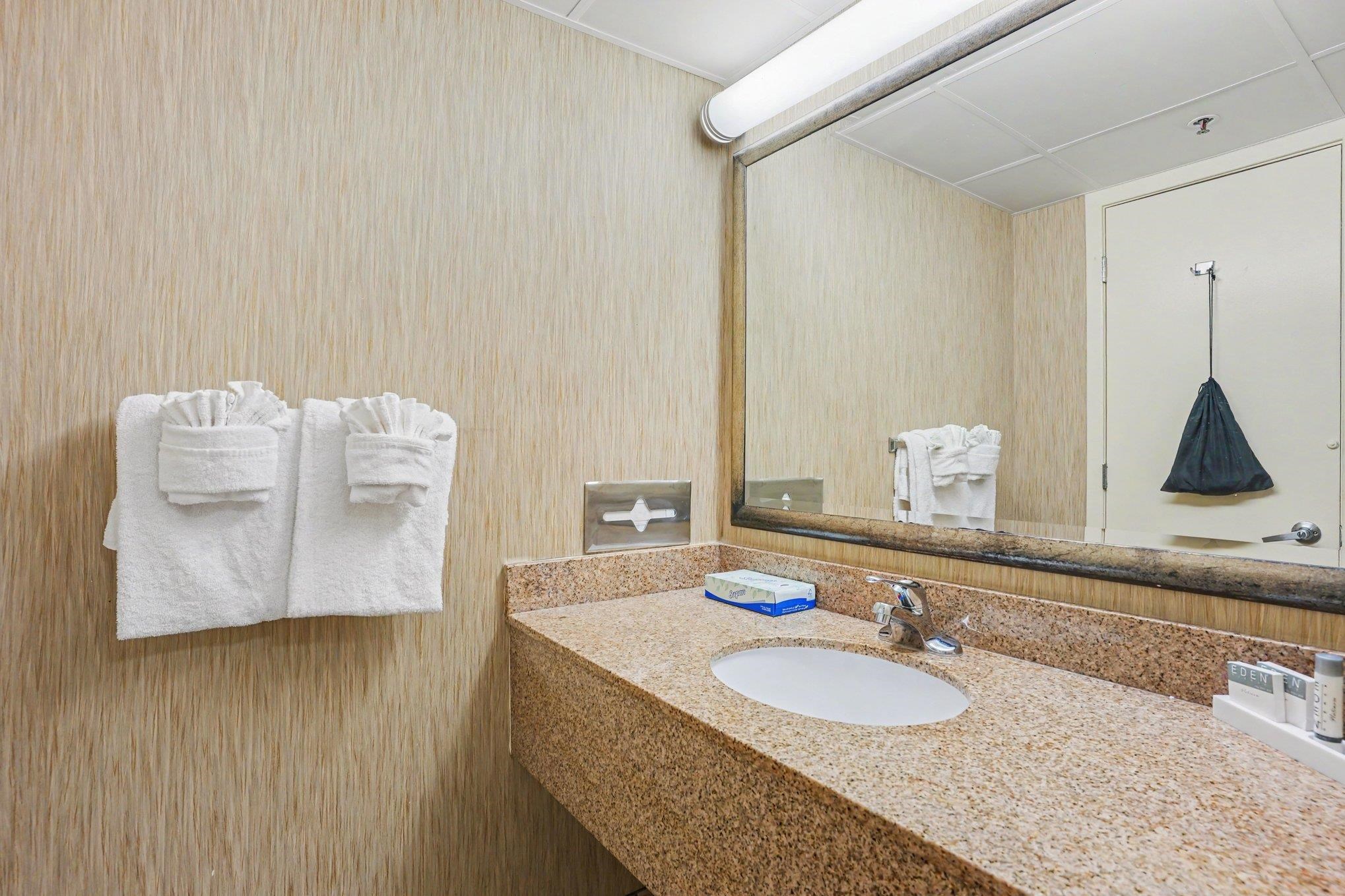 3000 N Ocean Blvd. Property Photo 20