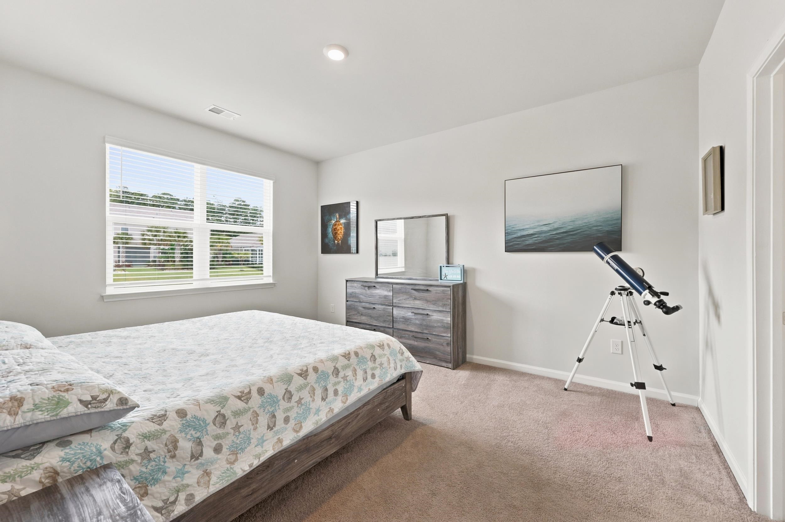 2556 Orion Loop Property Photo 7