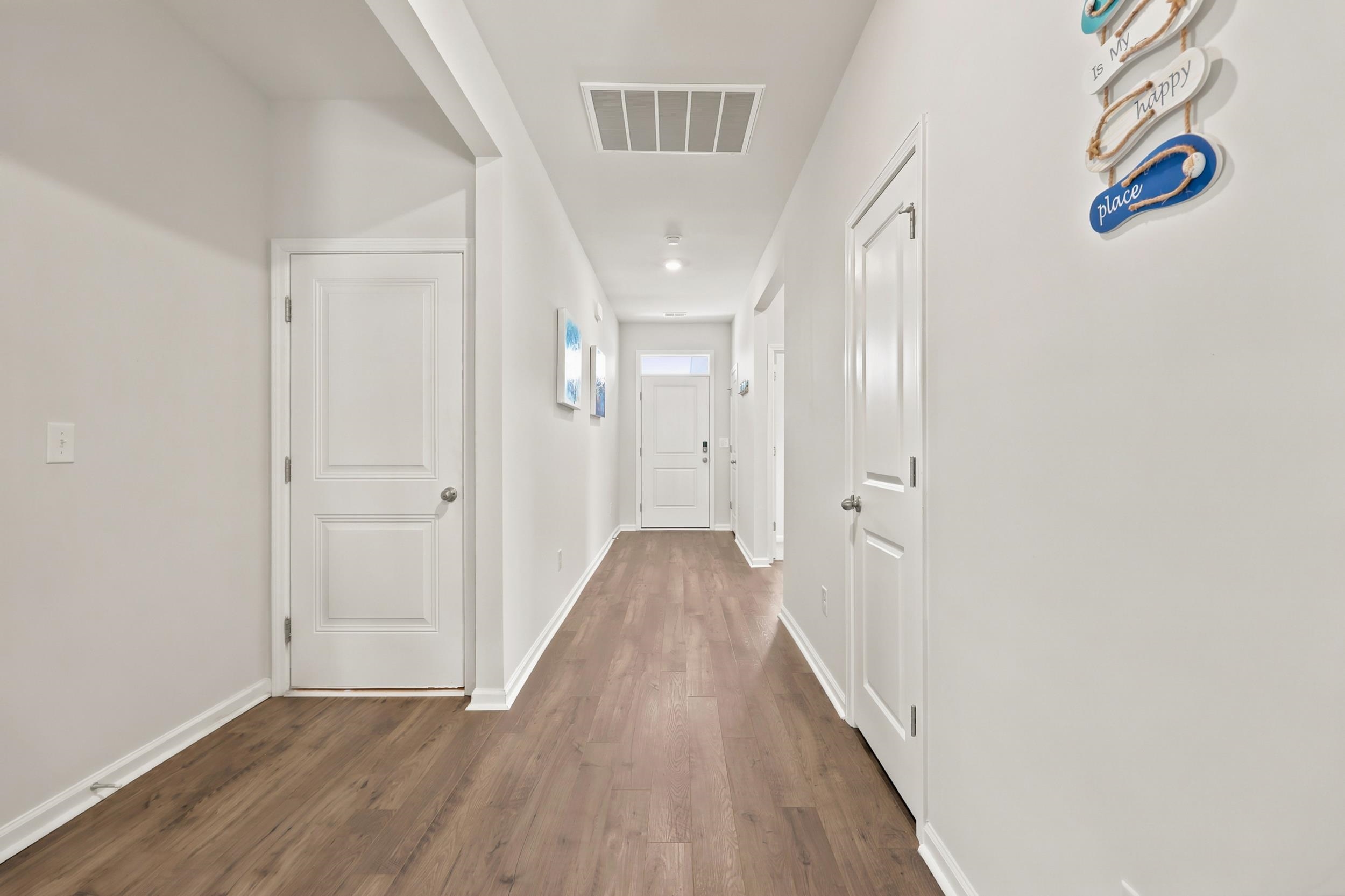 2556 Orion Loop Property Photo 18