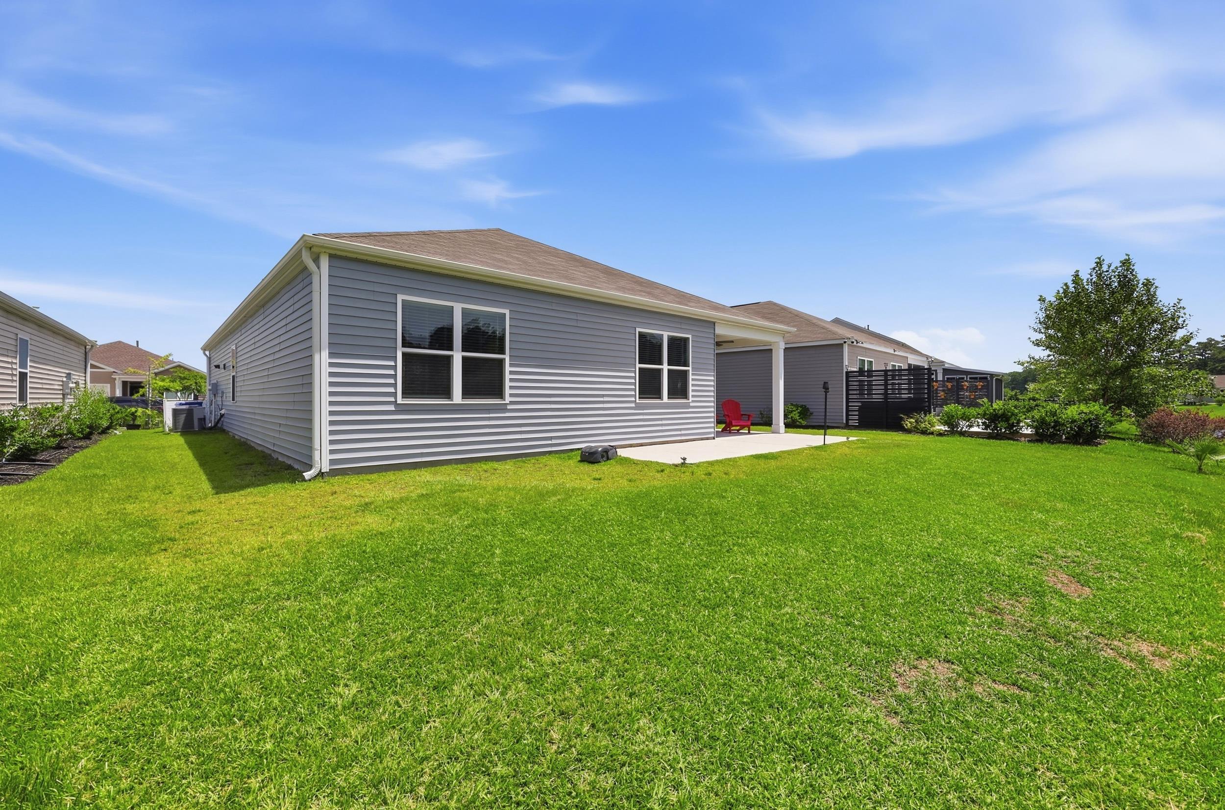 2556 Orion Loop Property Photo 34