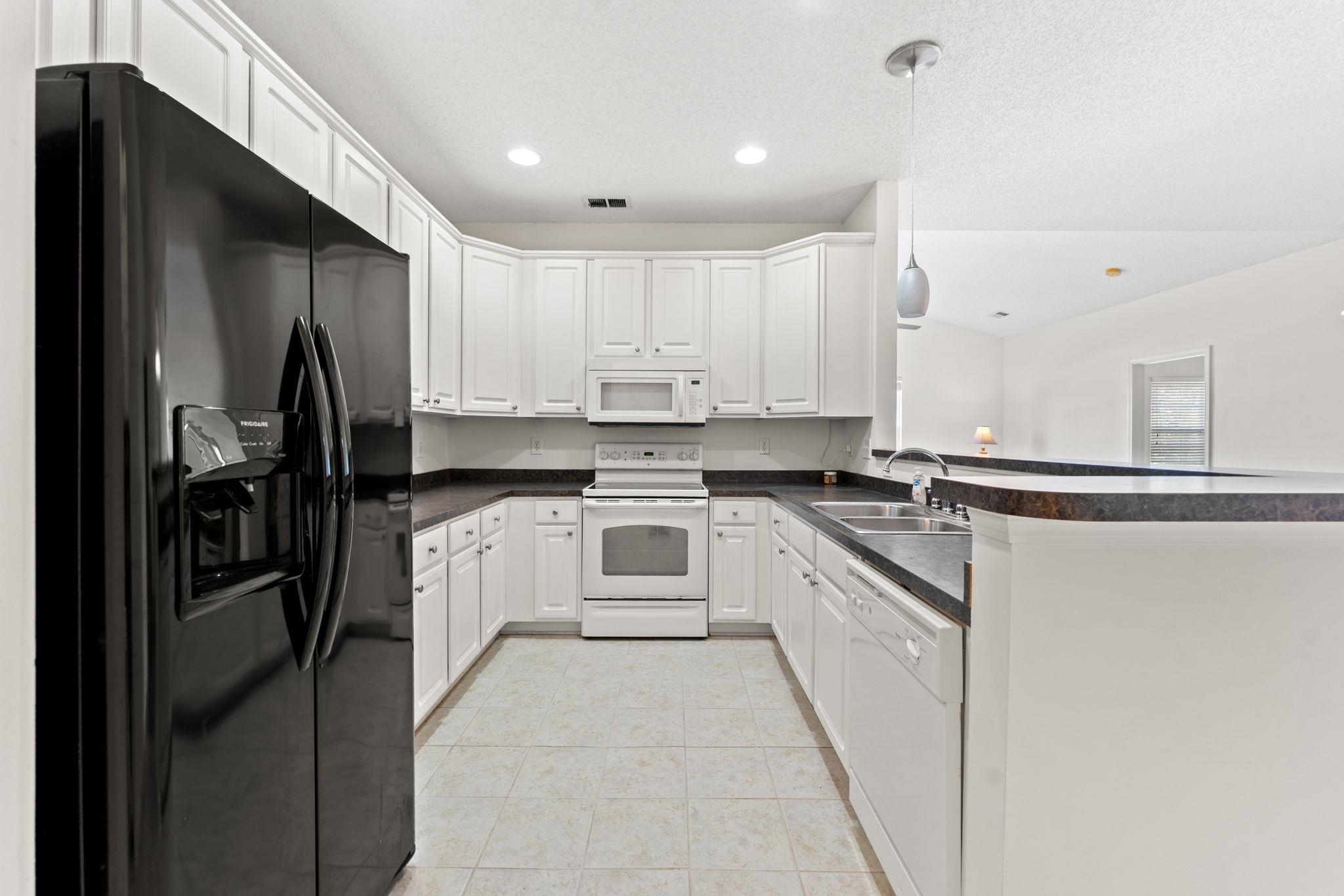 483 Deerfield Links Dr. Property Photo 5