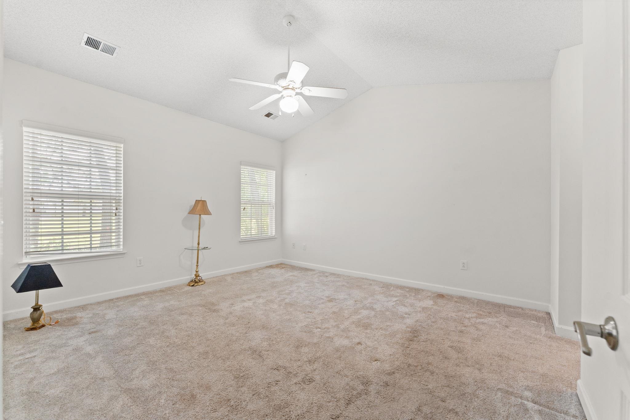 483 Deerfield Links Dr. Property Photo 12