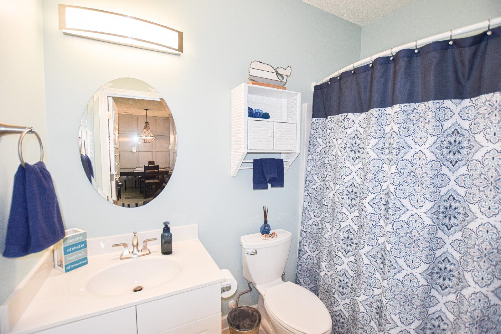 5825 Catalina Dr. Property Photo 13