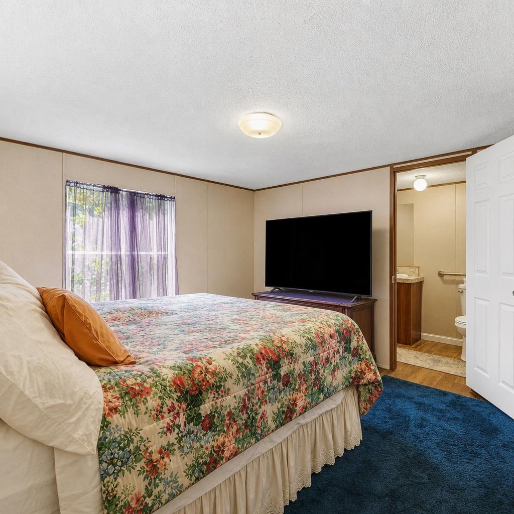 9097 Baywood Circle Property Photo 18