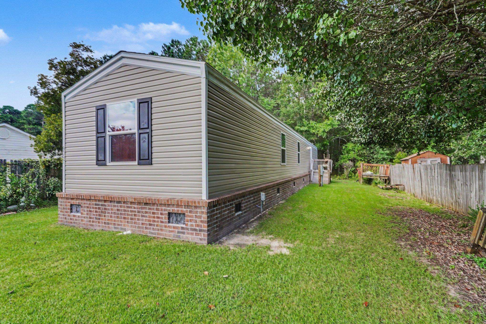 9097 Baywood Circle Property Photo 25