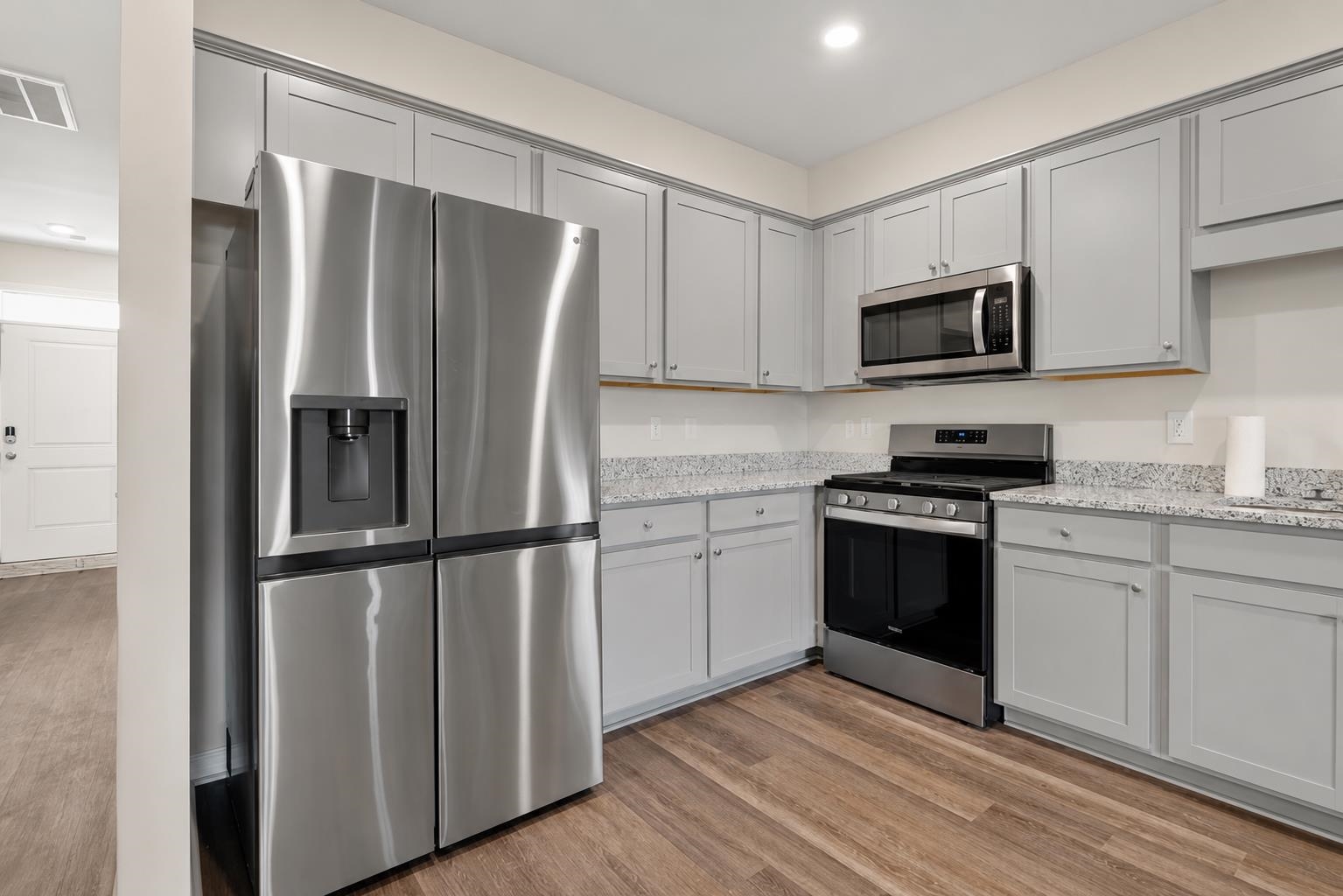 416 Bearskin Ct. Property Photo 6