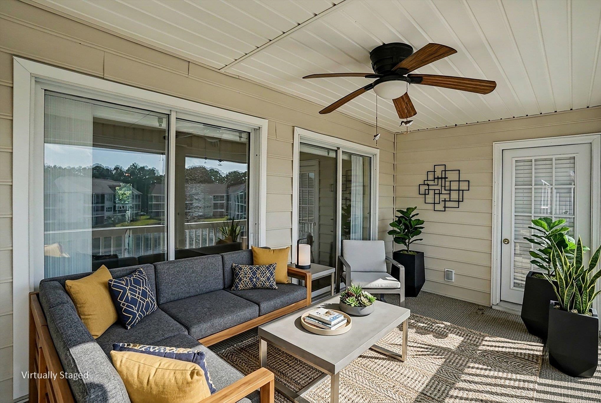 655 Woodmoor Dr. Property Photo 7