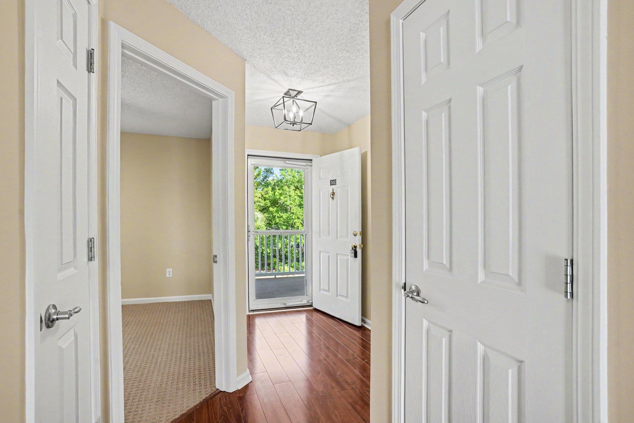 655 Woodmoor Dr. Property Photo 8