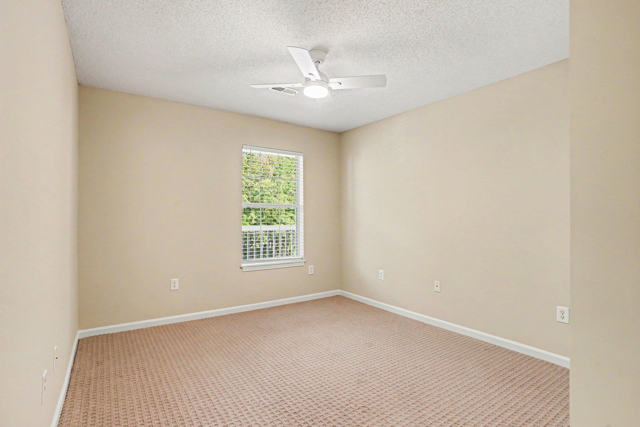 655 Woodmoor Dr. Property Photo 25
