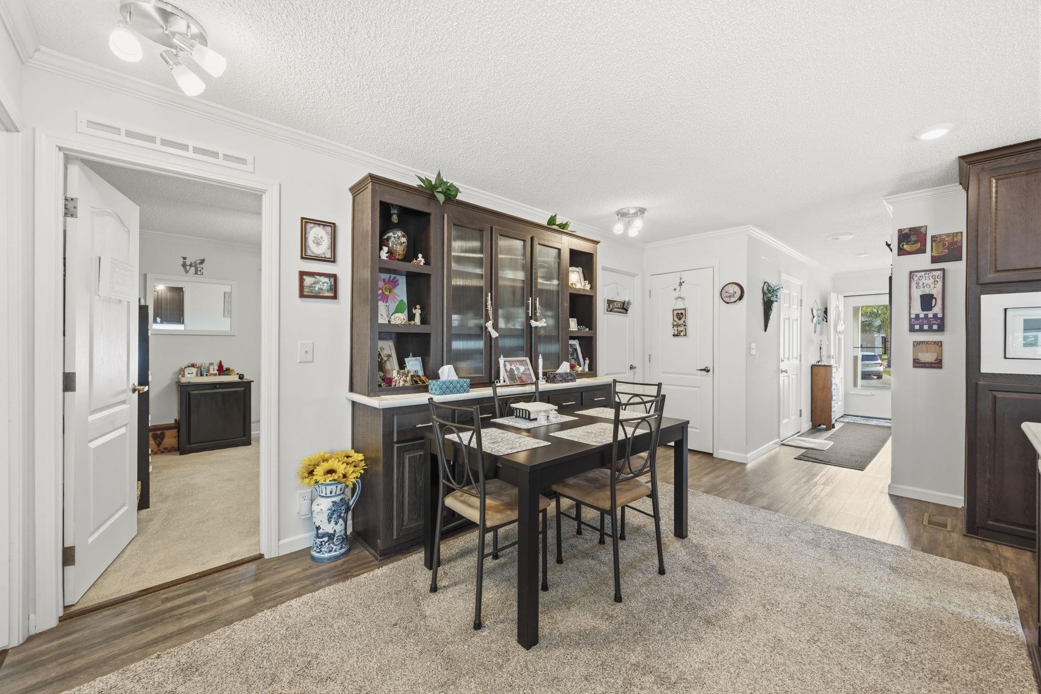 1004 Greencrest Ct. Property Photo 16