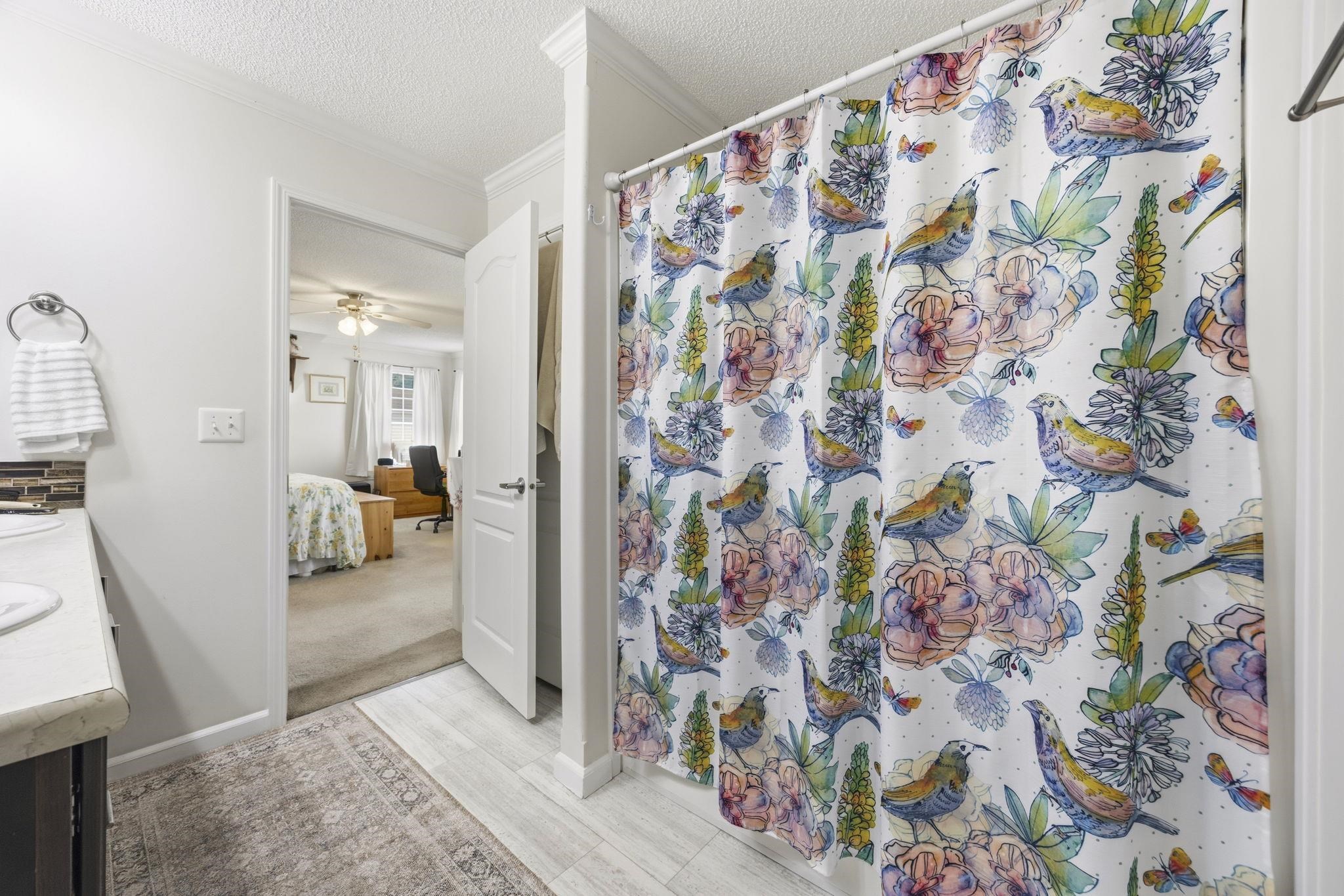 1004 Greencrest Ct. Property Photo 20