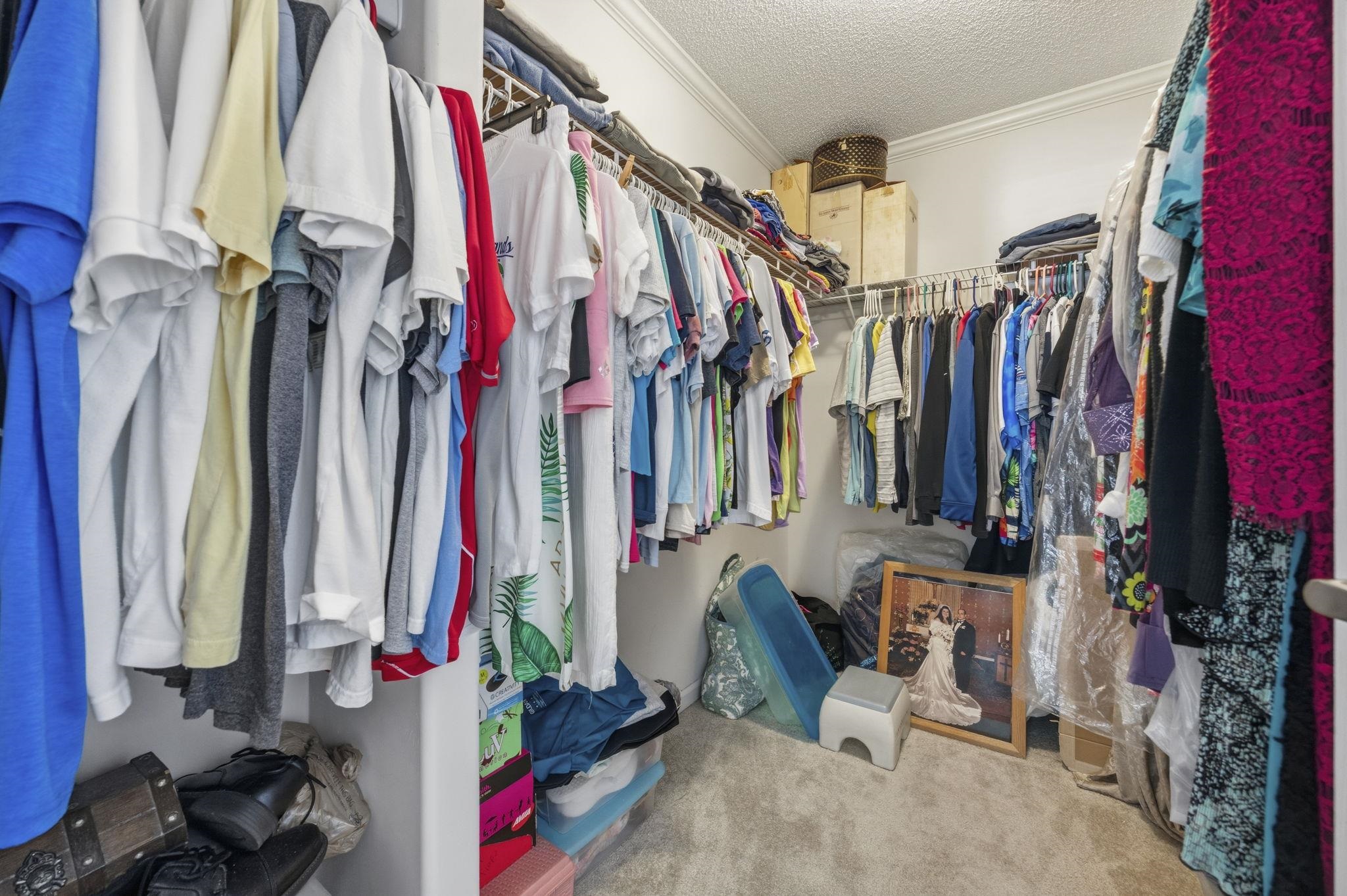 1004 Greencrest Ct. Property Photo 21