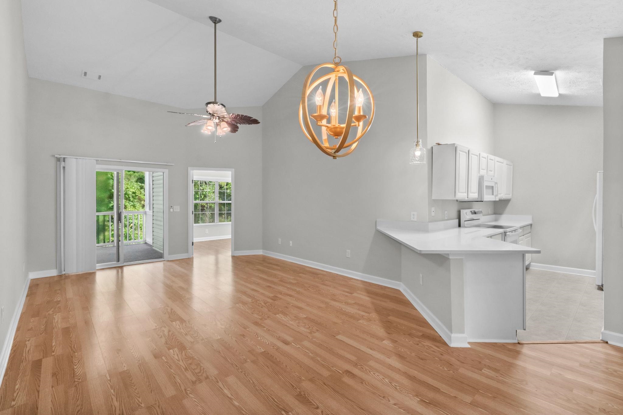 106 Westhaven Dr. Property Photo 3