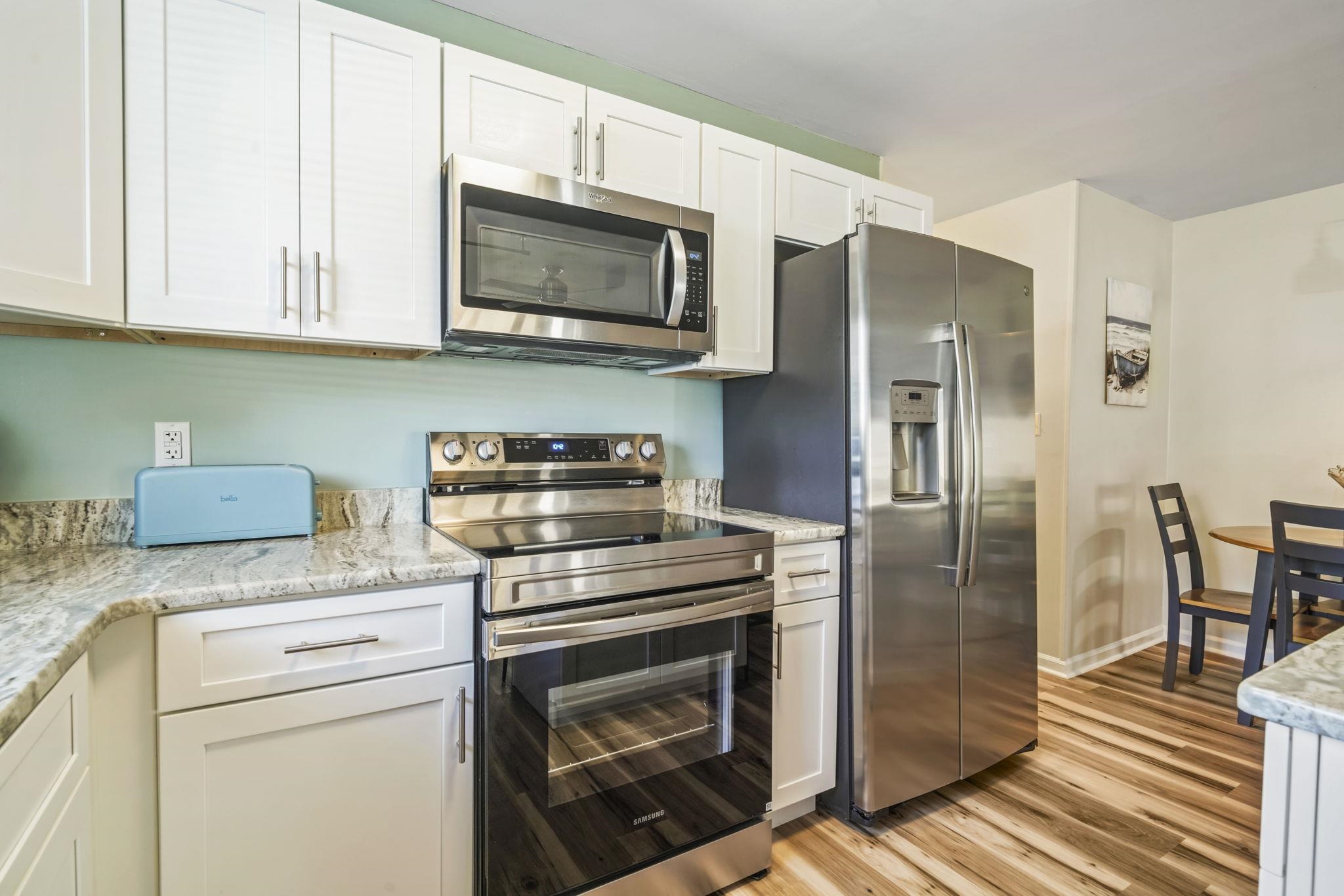 1880 Colony Dr. Property Photo 18