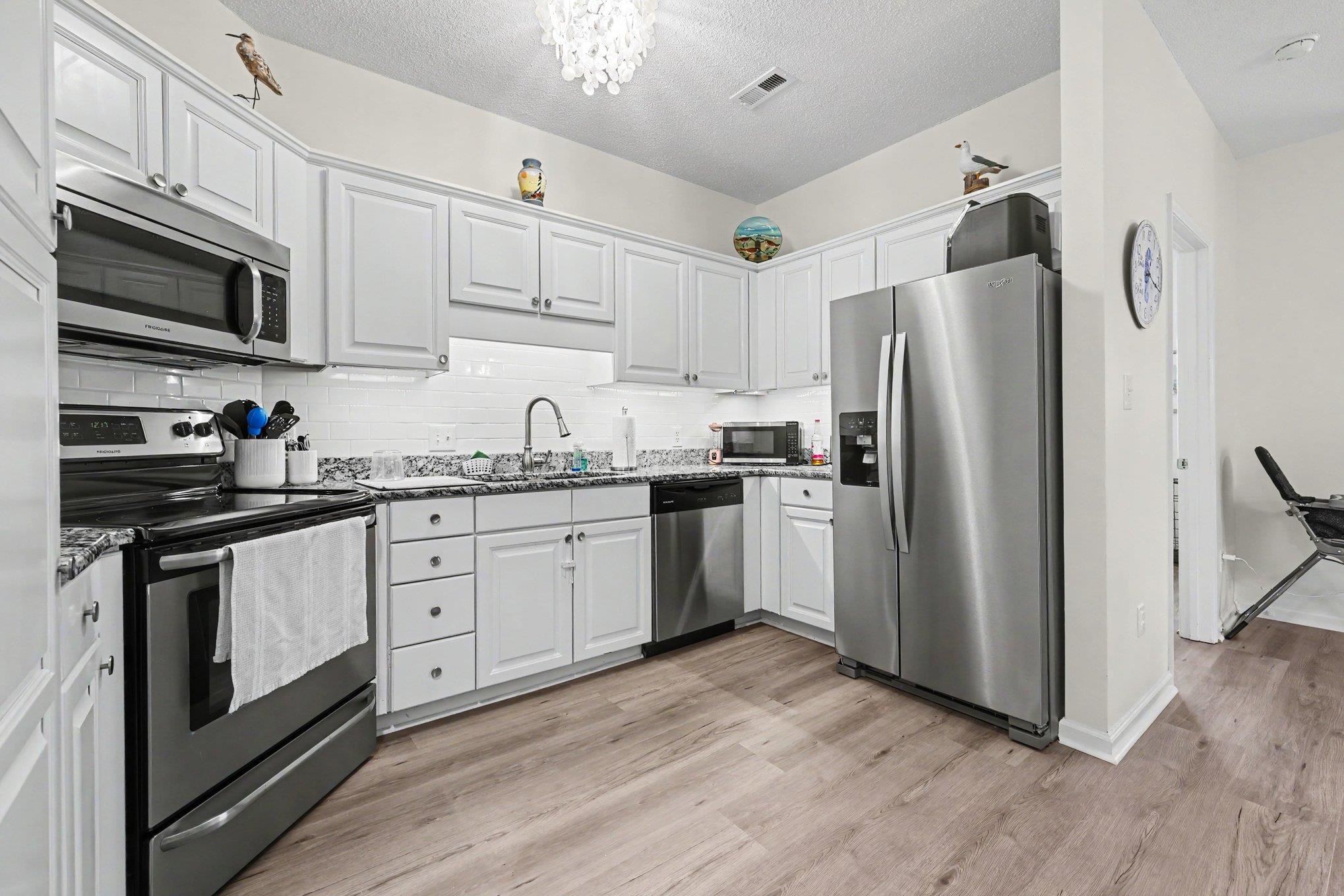 3110 Sweetwater Blvd. Property Photo 7