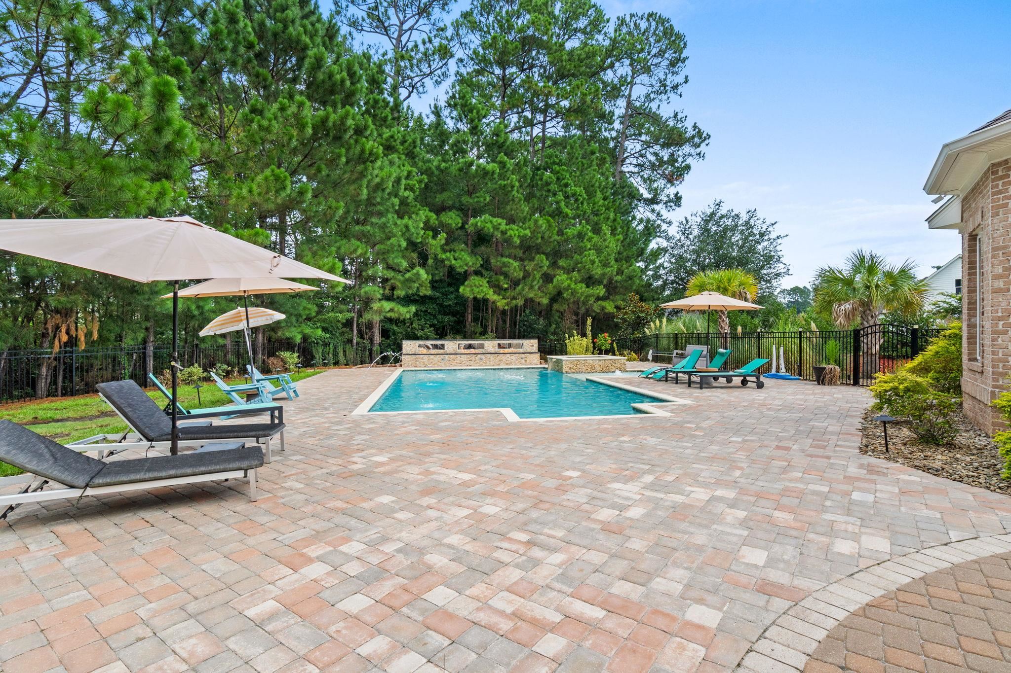 1040 Anhinga Ct. Property Photo 48