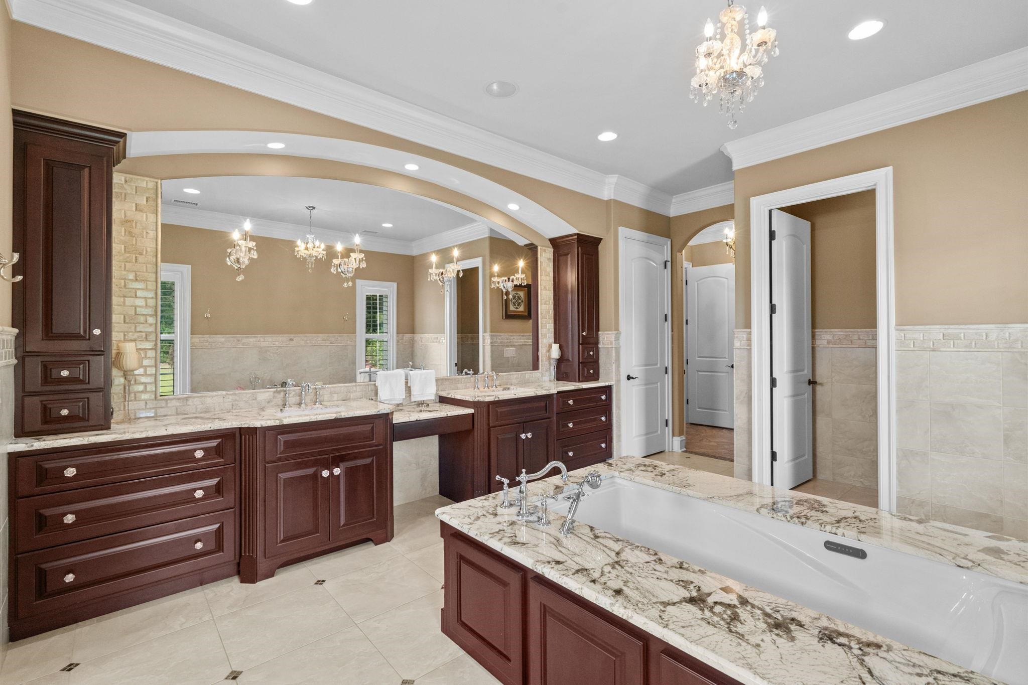 1040 Anhinga Ct. Property Photo 58