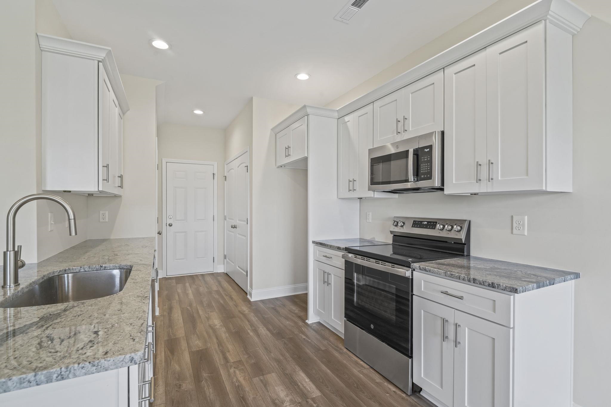 562 Bucks Trail Property Photo 10