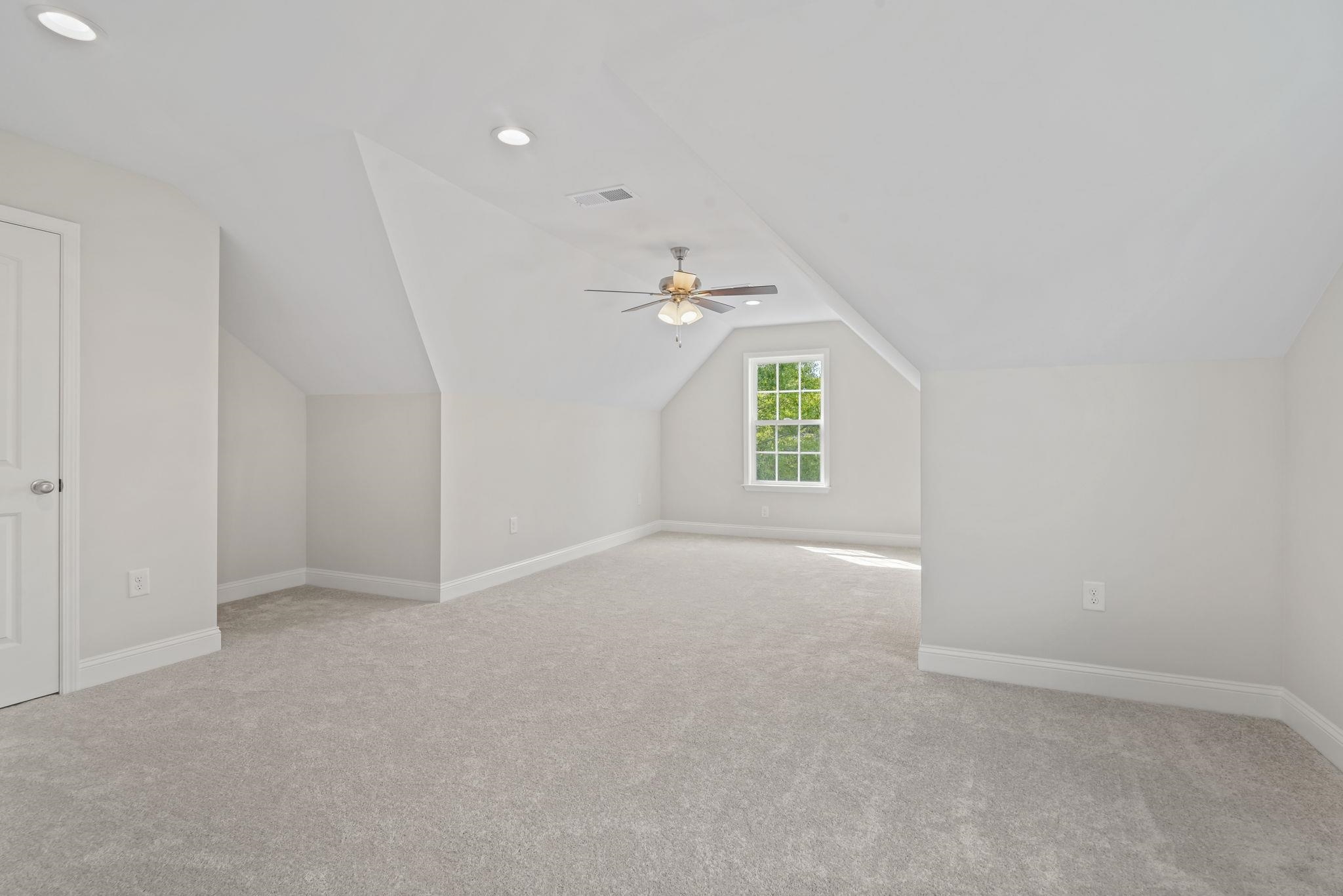 562 Bucks Trail Property Photo 27