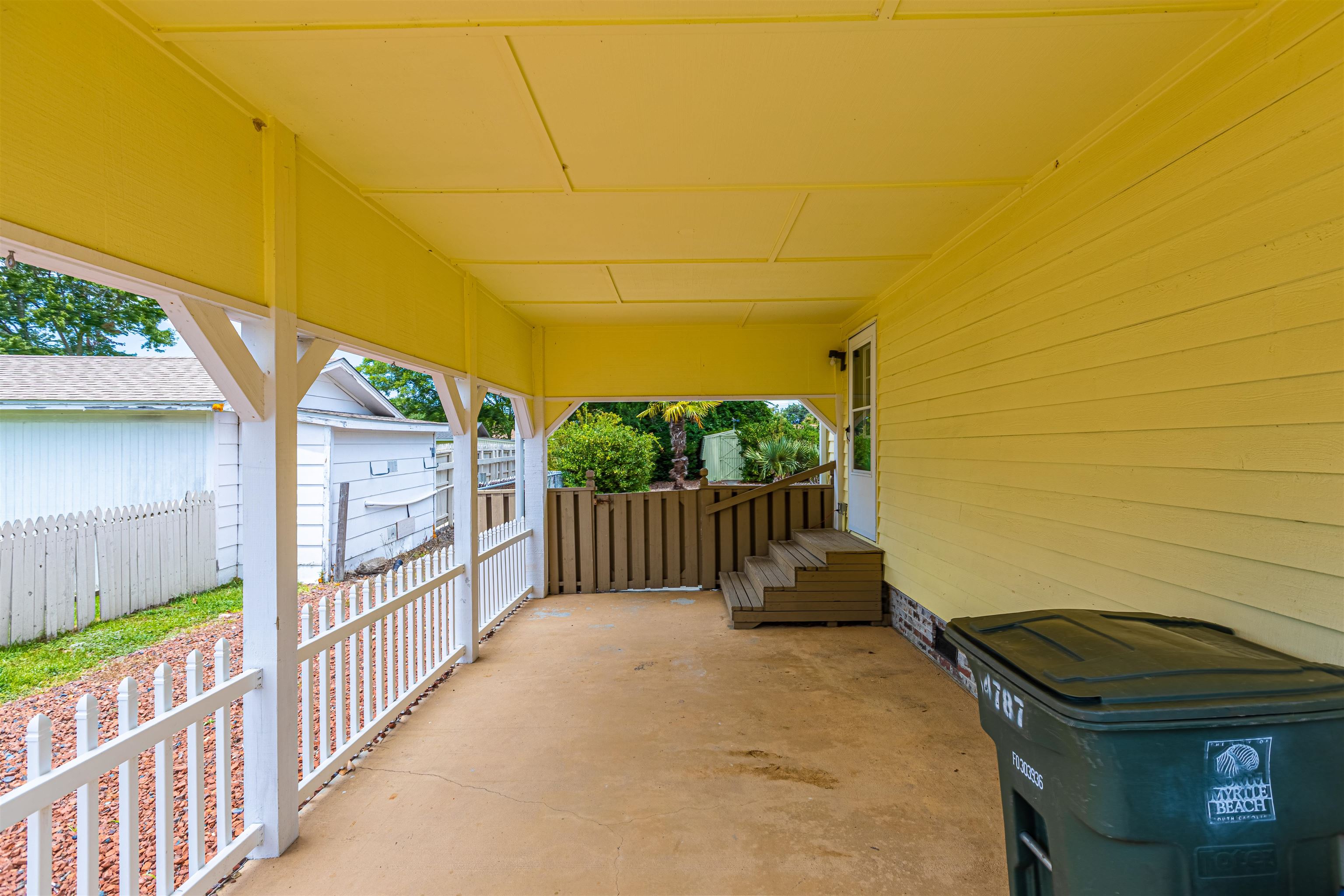 706 Thomas Ave. Property Photo 25