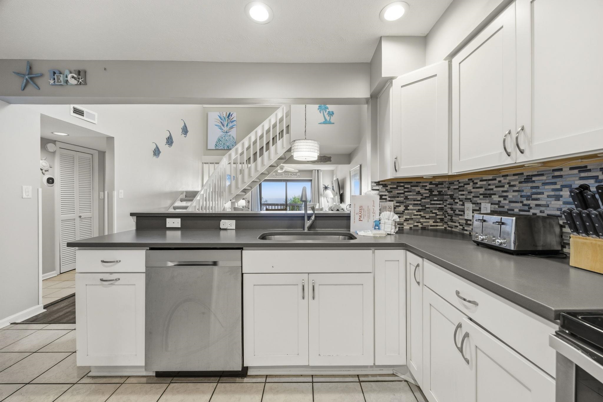 5507 N N Ocean Blvd. Property Photo 11