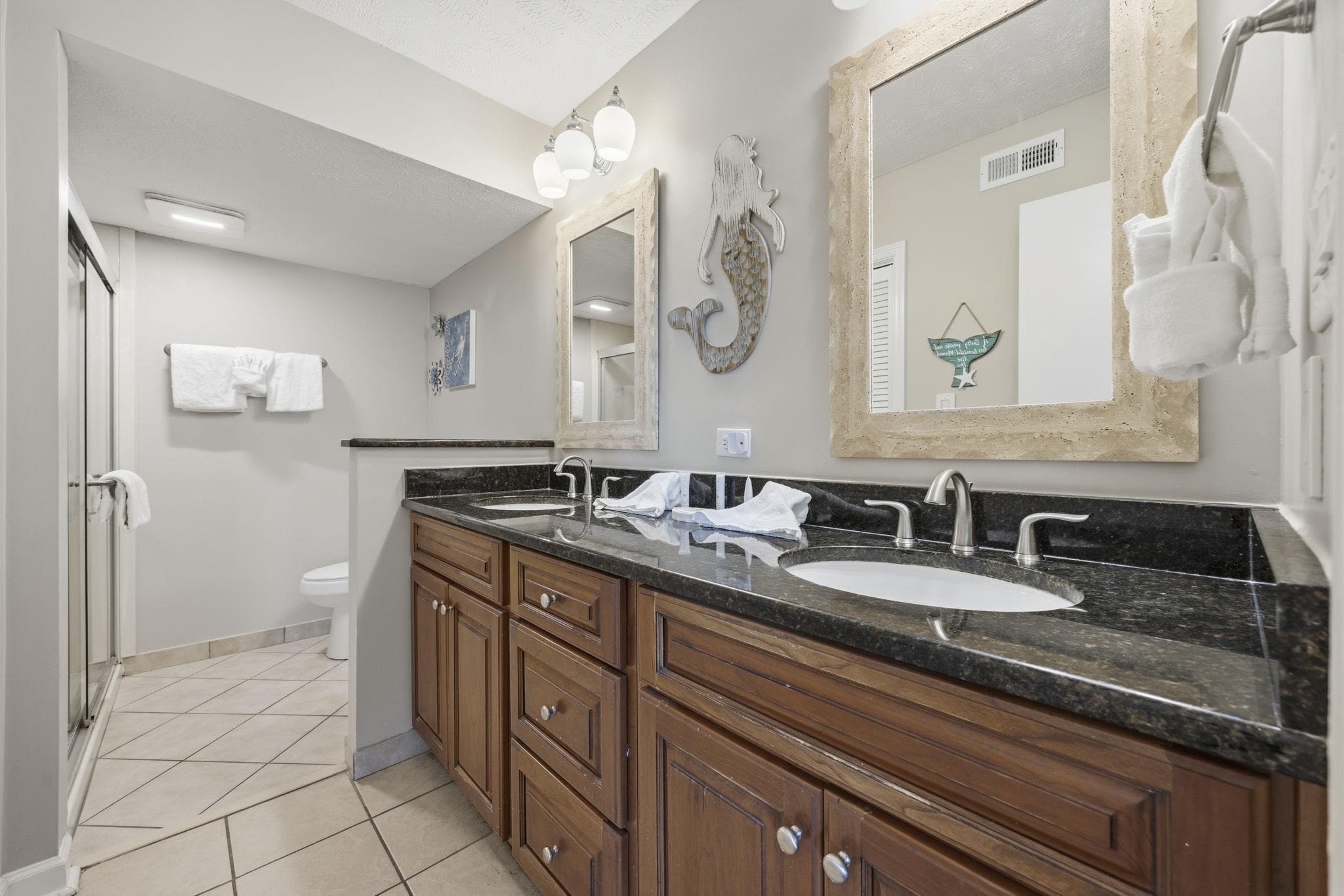 5507 N N Ocean Blvd. Property Photo 25