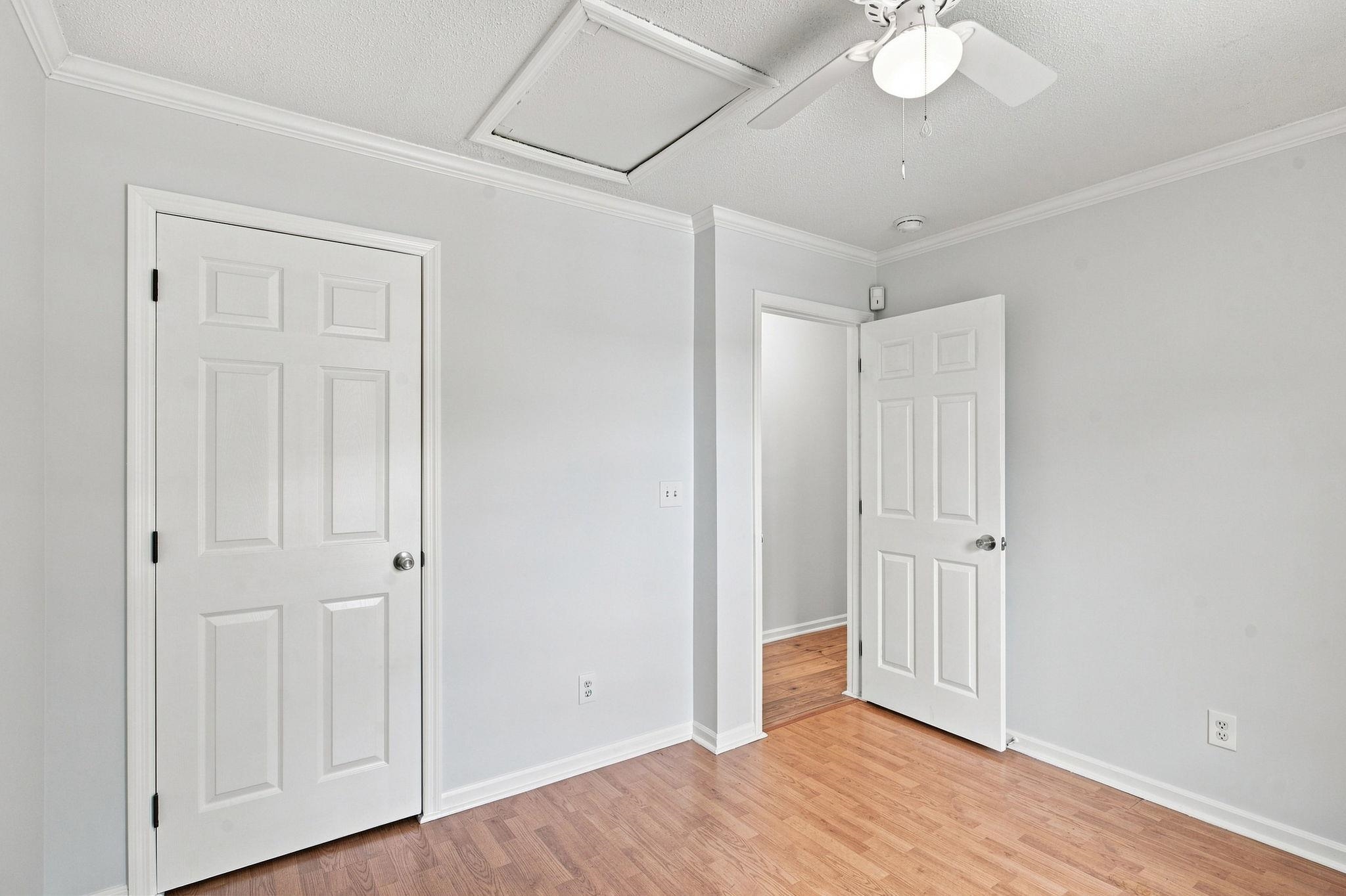 232 Weyburn St. Property Photo 21