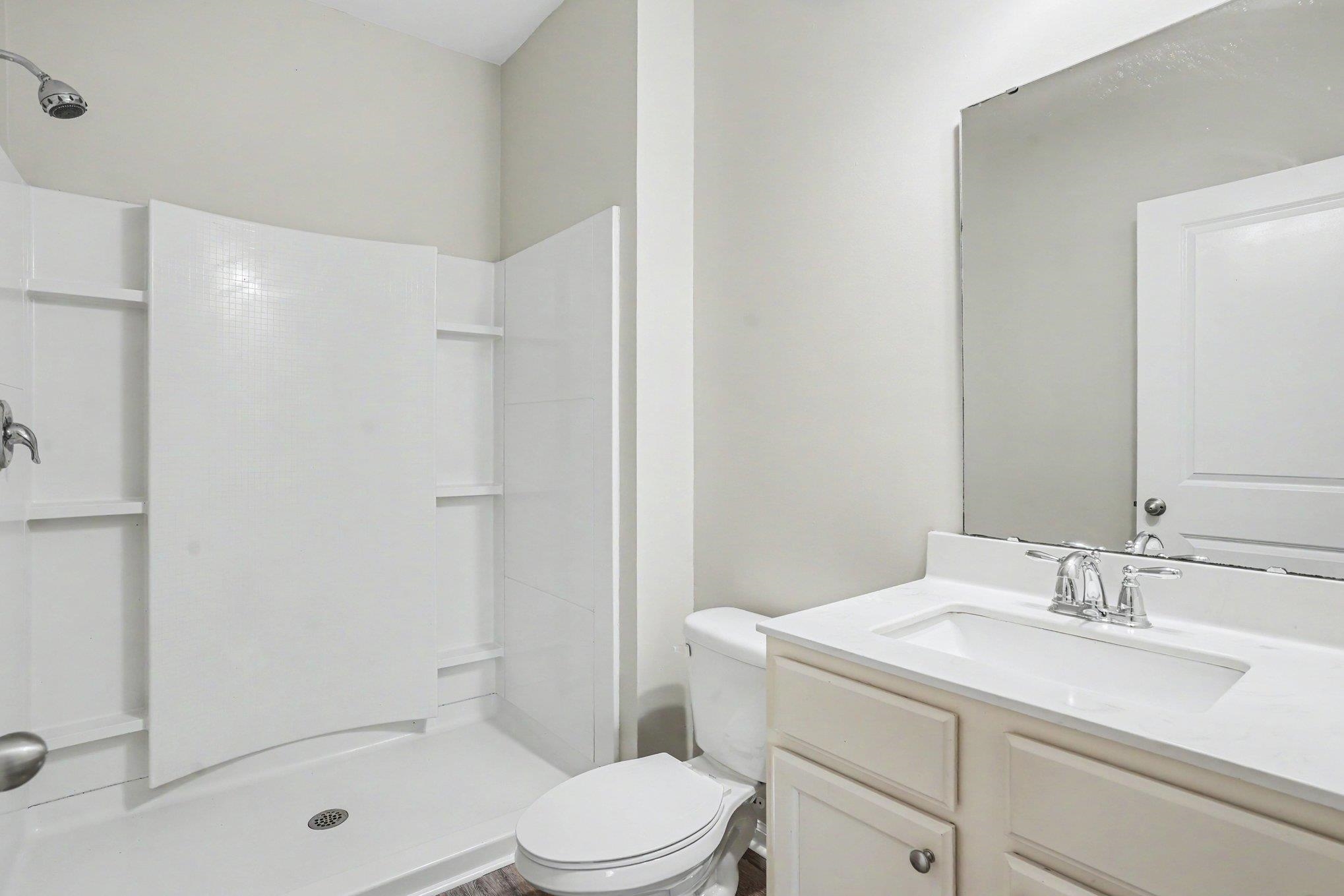 558 Hay Hill Ln. Property Photo 14