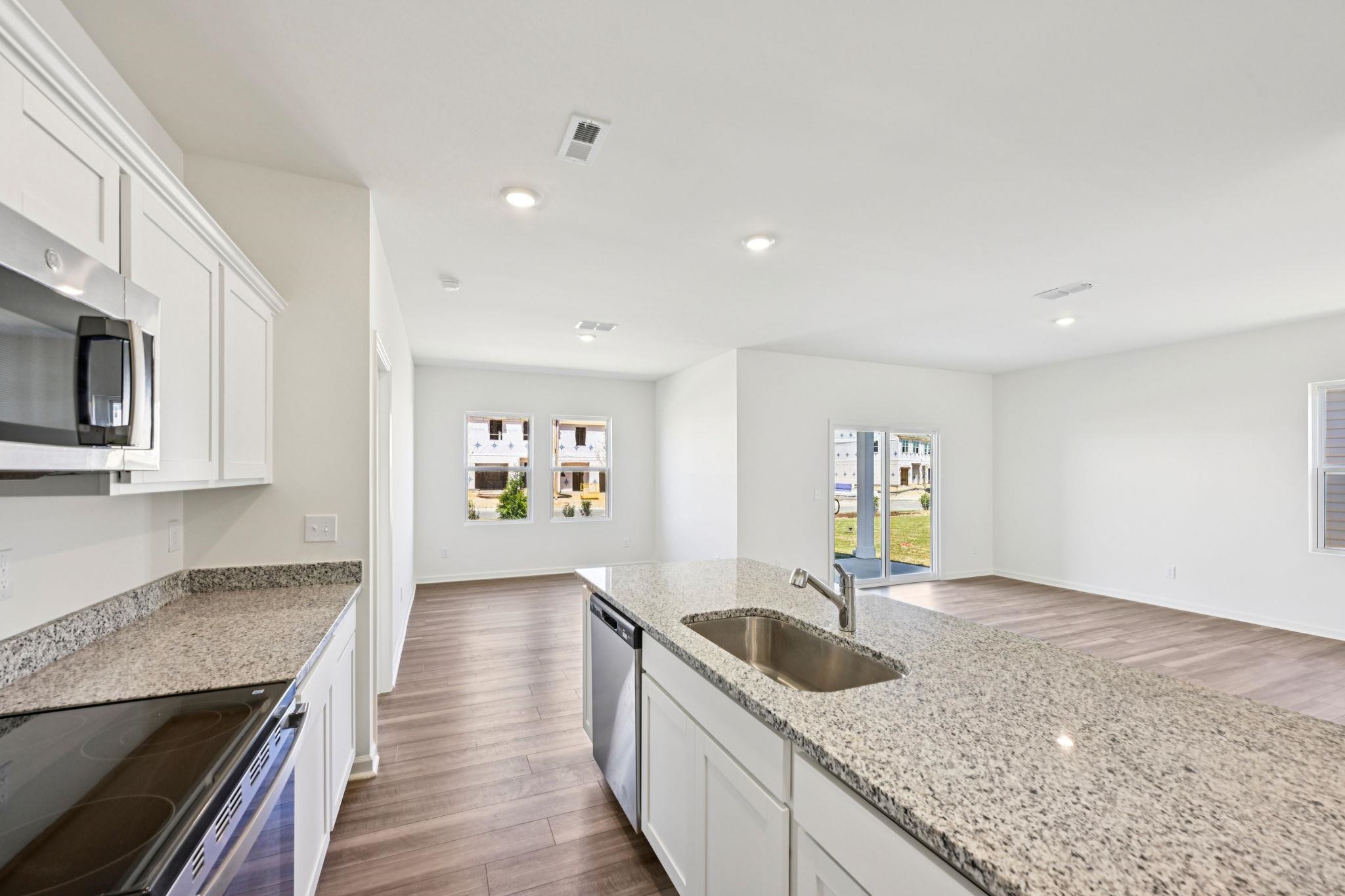 170 Admiral St Property Photo 8