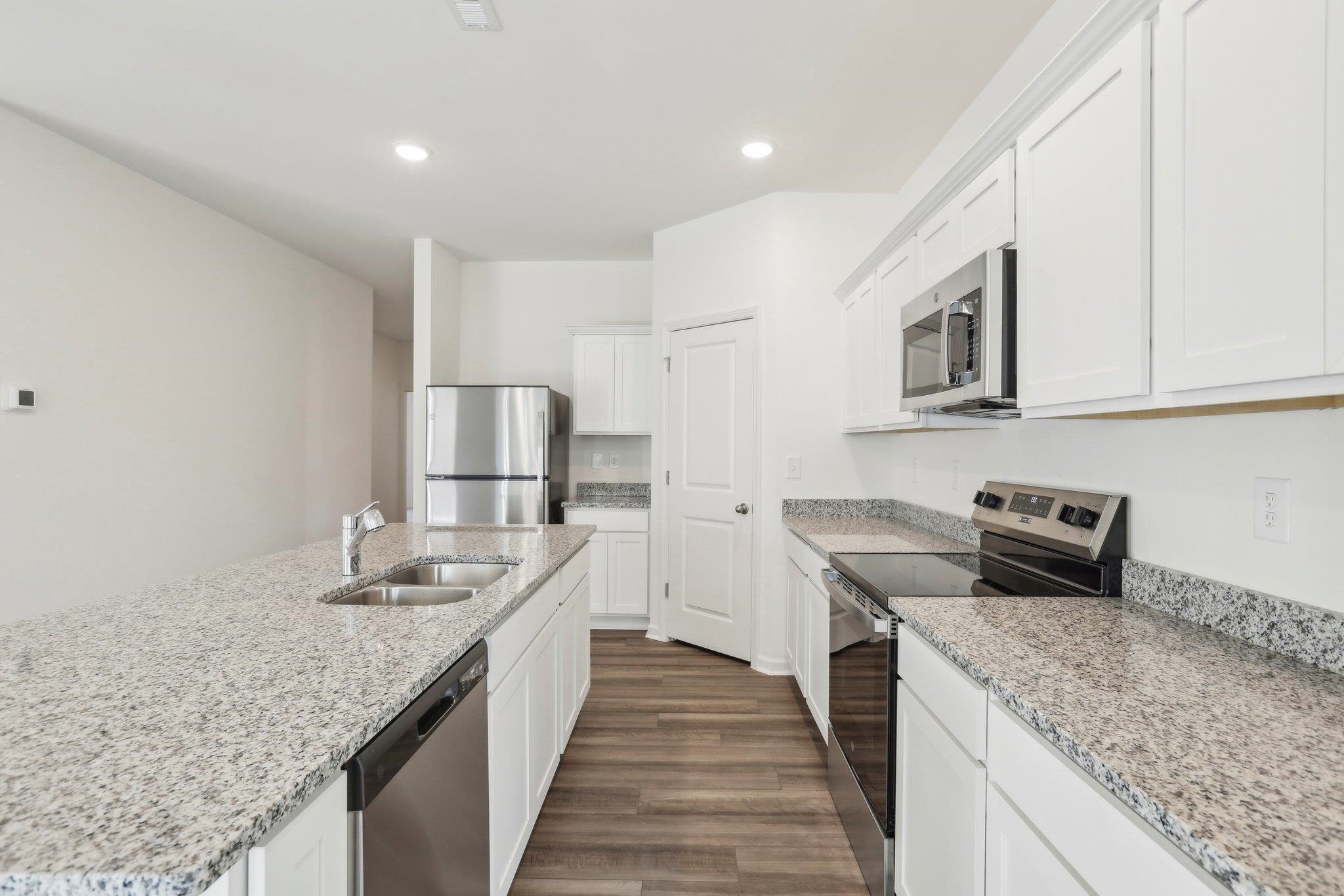 170 Admiral St Property Photo 10