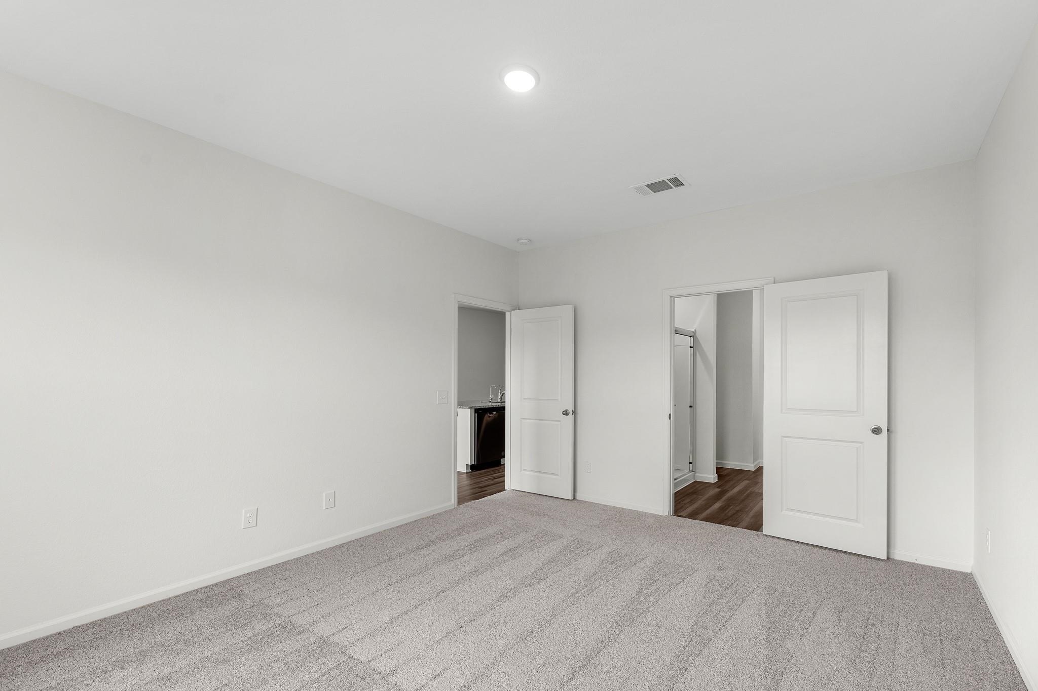 170 Admiral St Property Photo 14