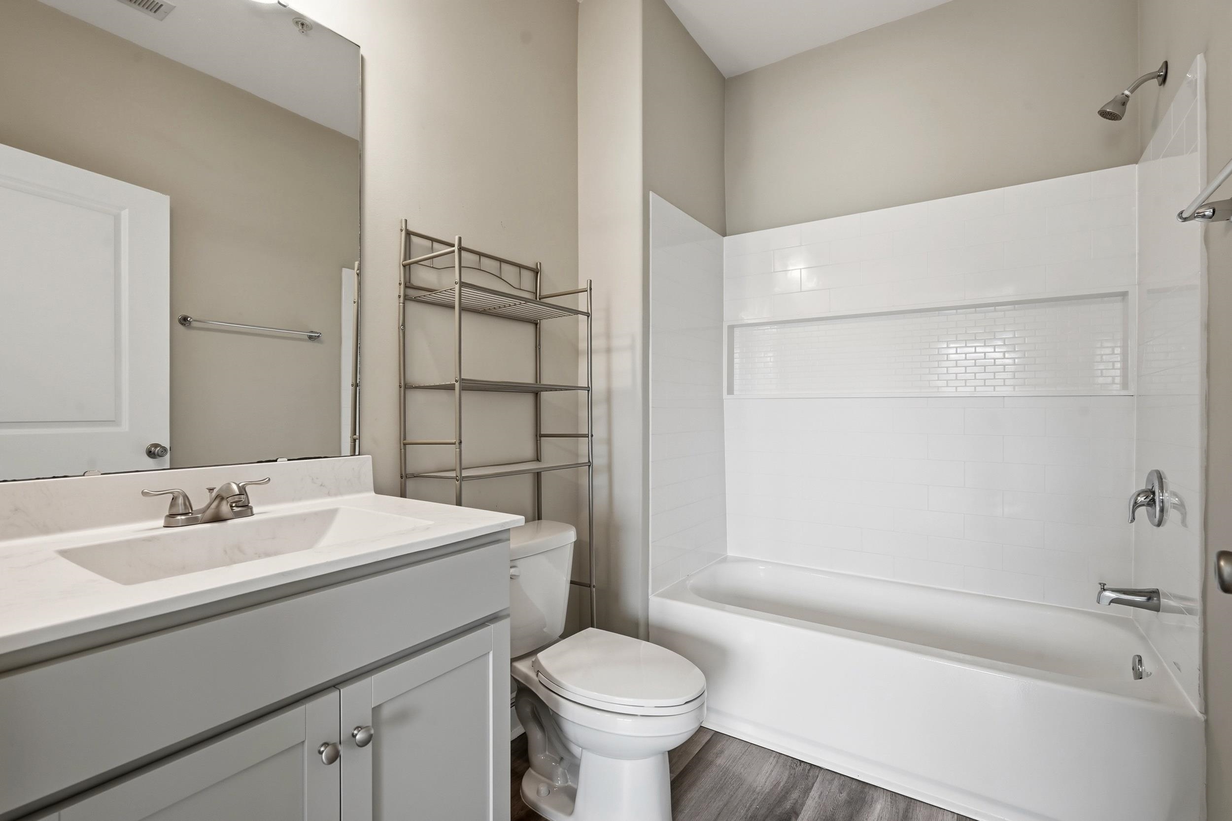 340 Kiskadee Loop Property Photo 8