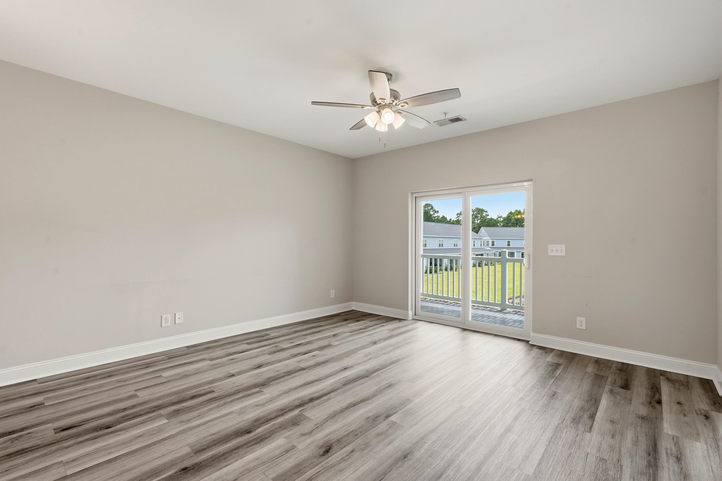 340 Kiskadee Loop Property Photo 16