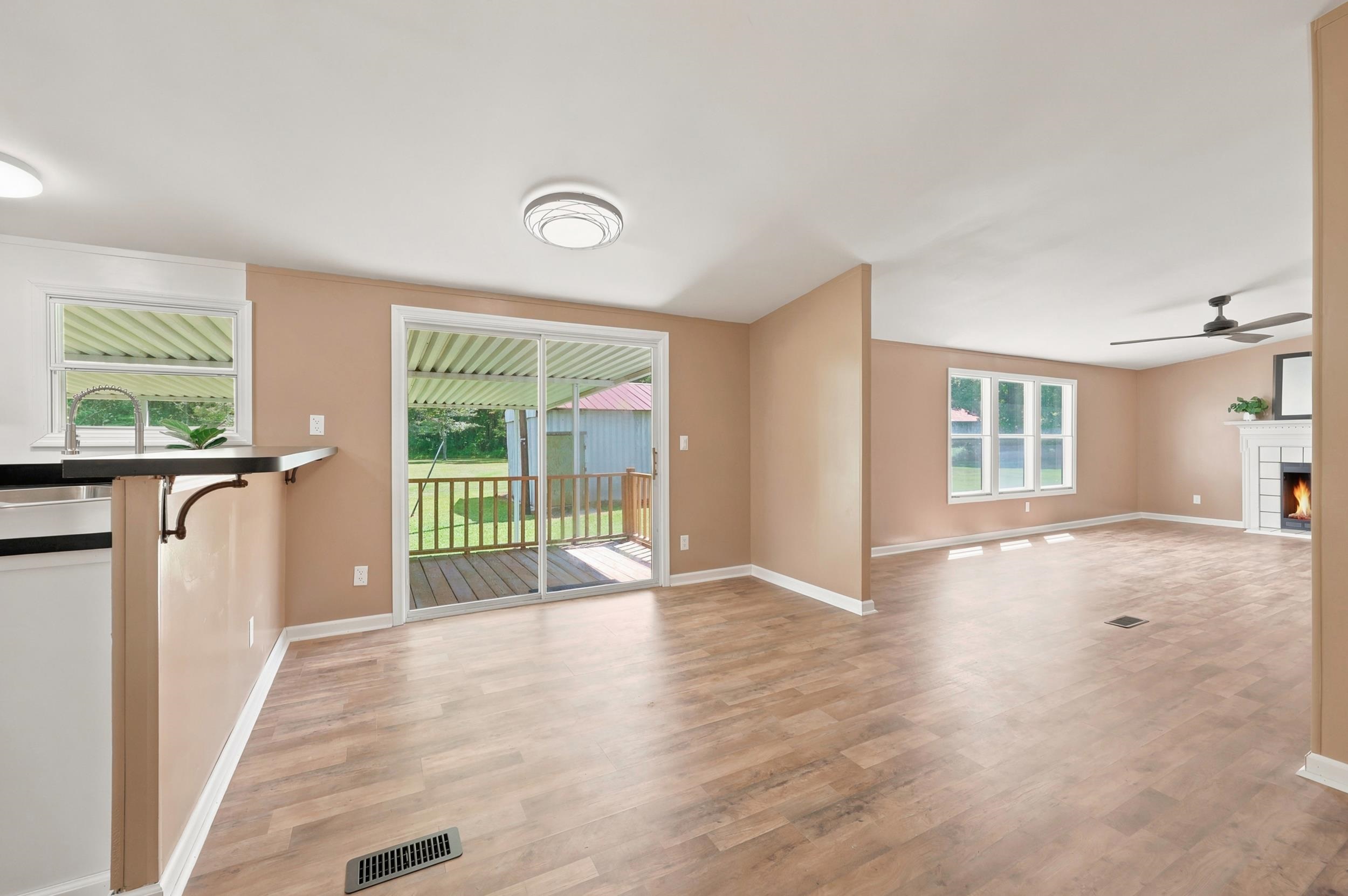 5231 Cartwheel Rd. Property Photo 3