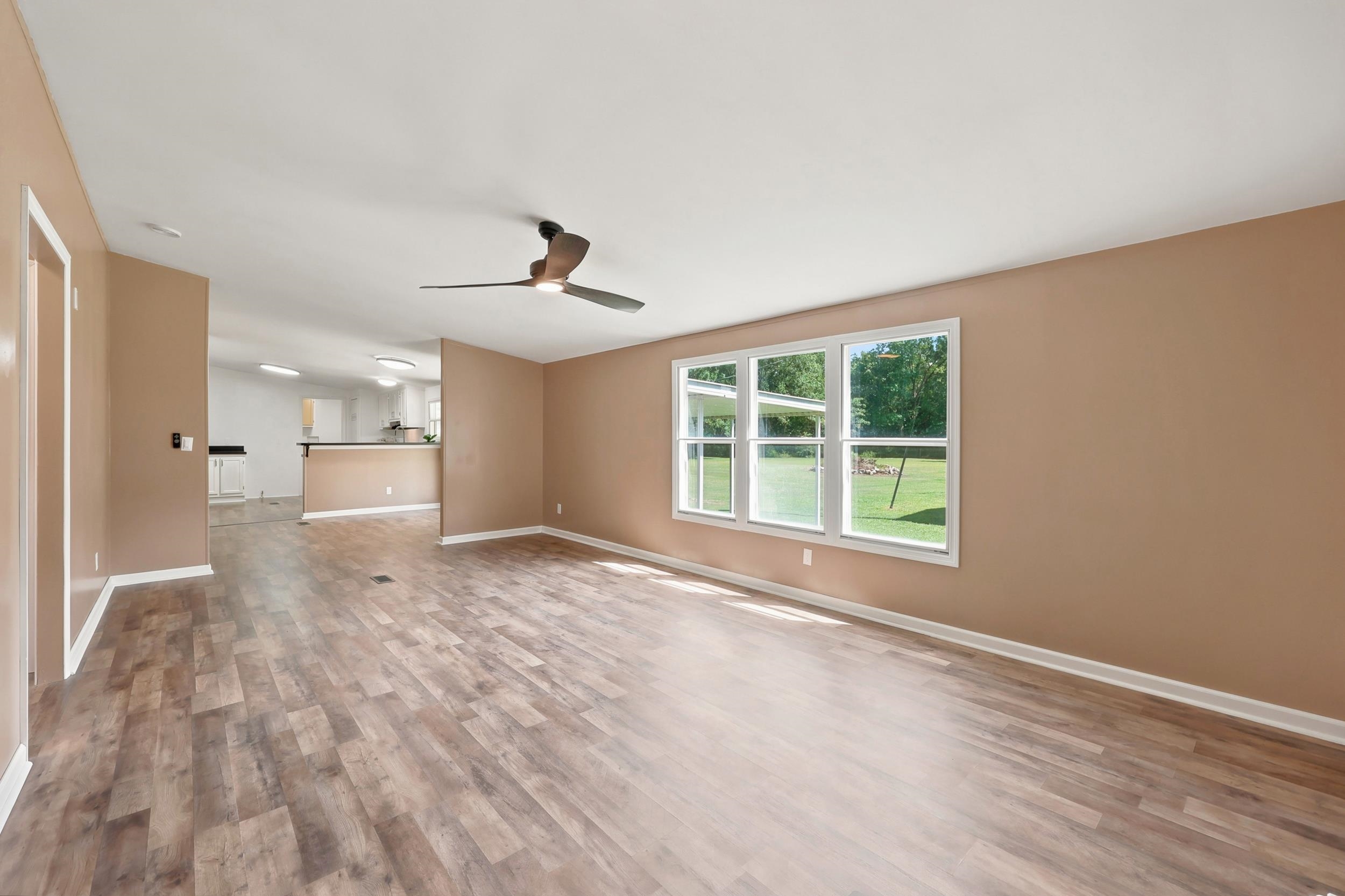 5231 Cartwheel Rd. Property Photo 11