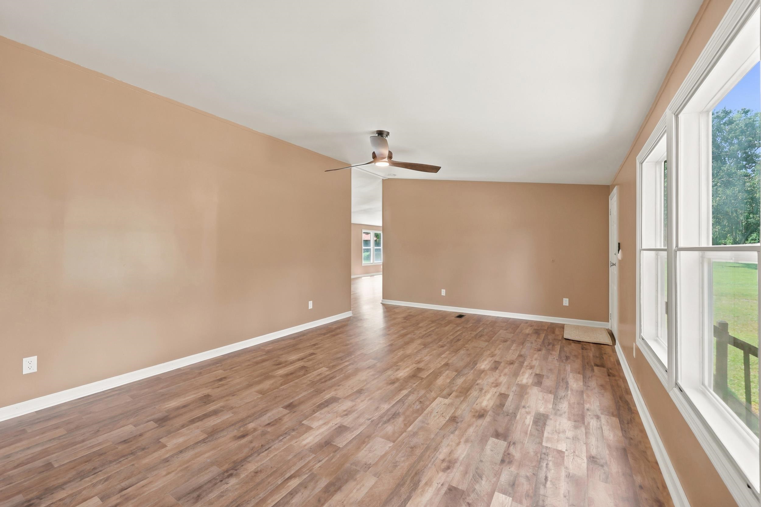 5231 Cartwheel Rd. Property Photo 18