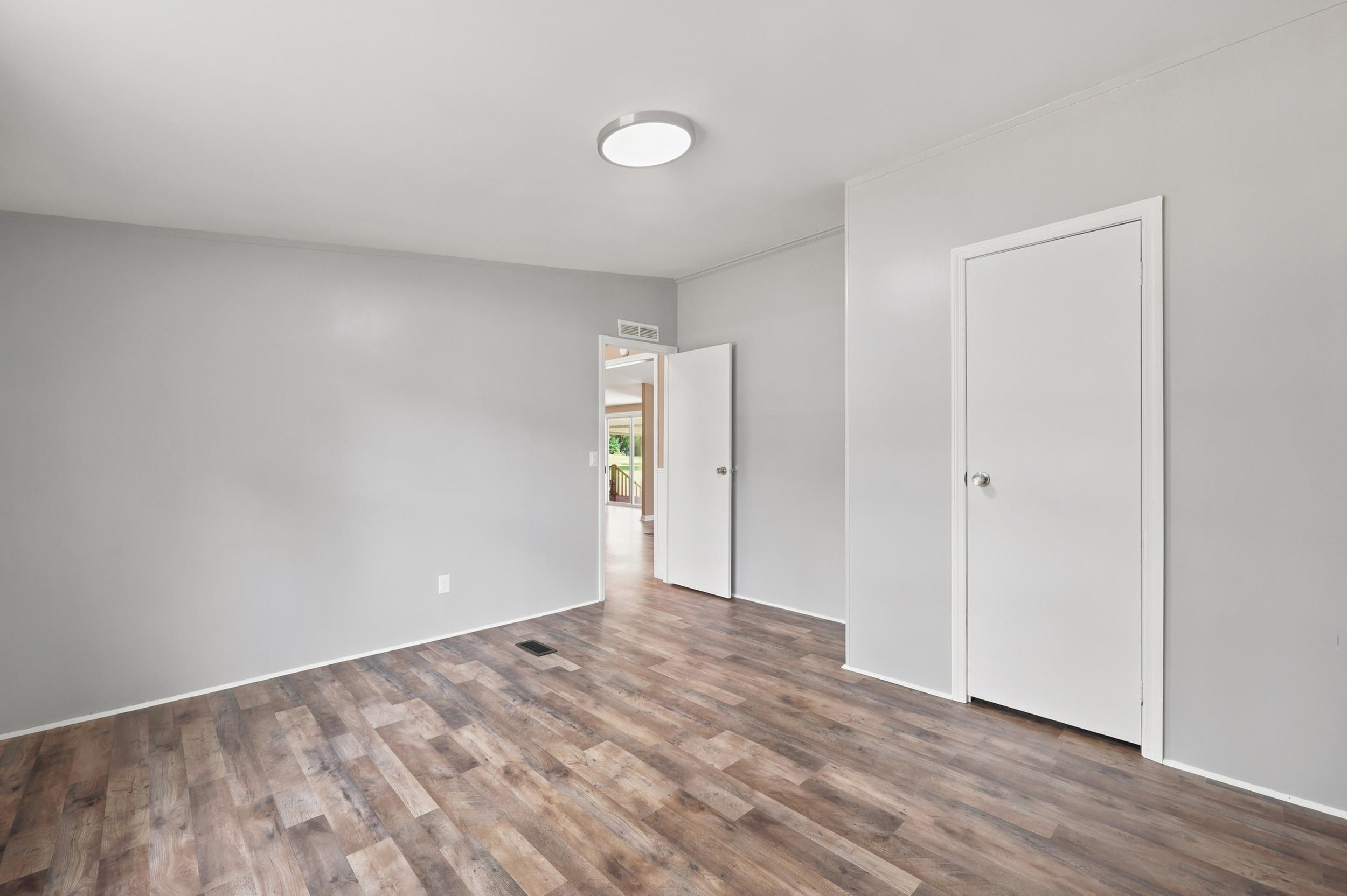 5231 Cartwheel Rd. Property Photo 22