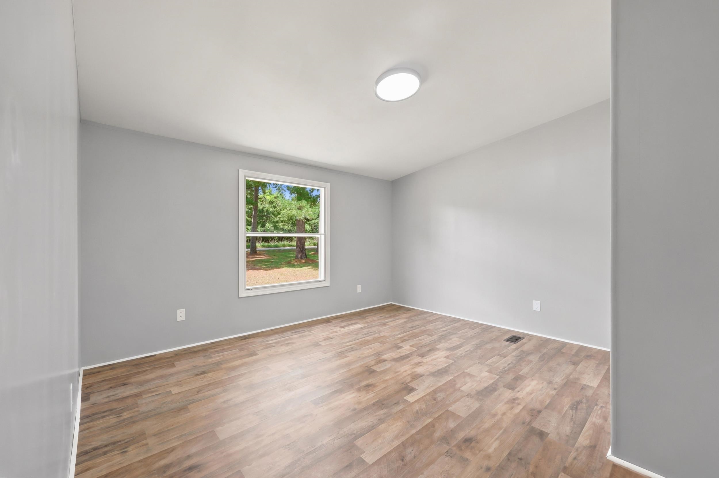 5231 Cartwheel Rd. Property Photo 23