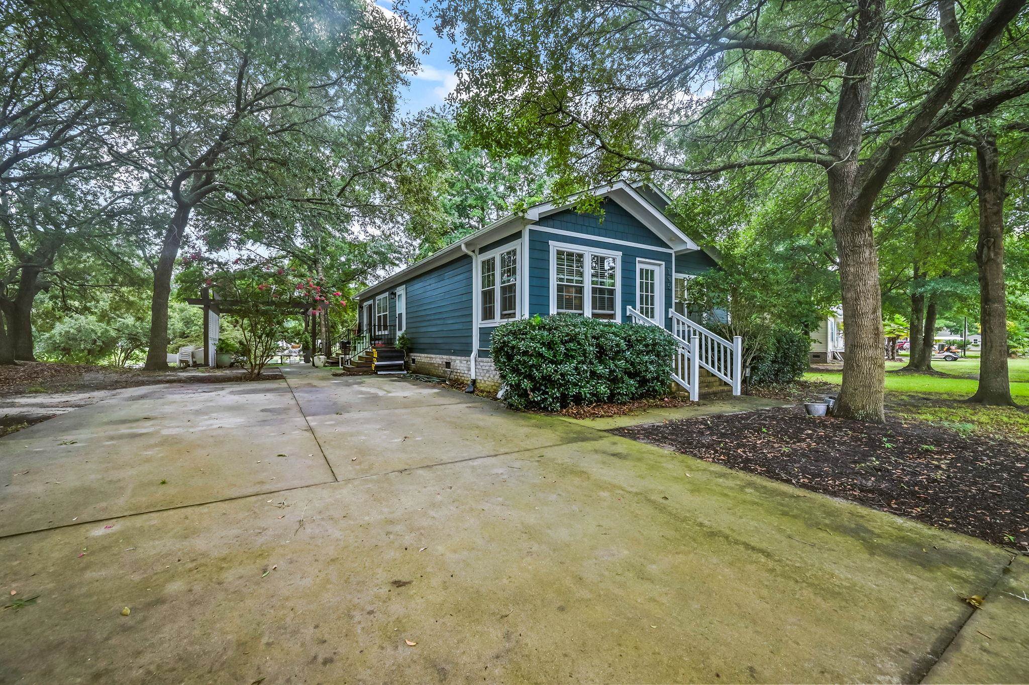 195 Hawks Nest Circle Property Photo 35