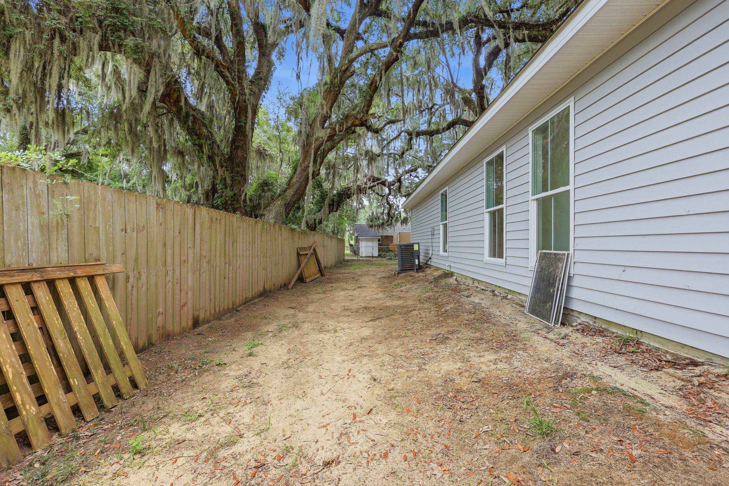 403 Bayview Dr. Property Photo 19