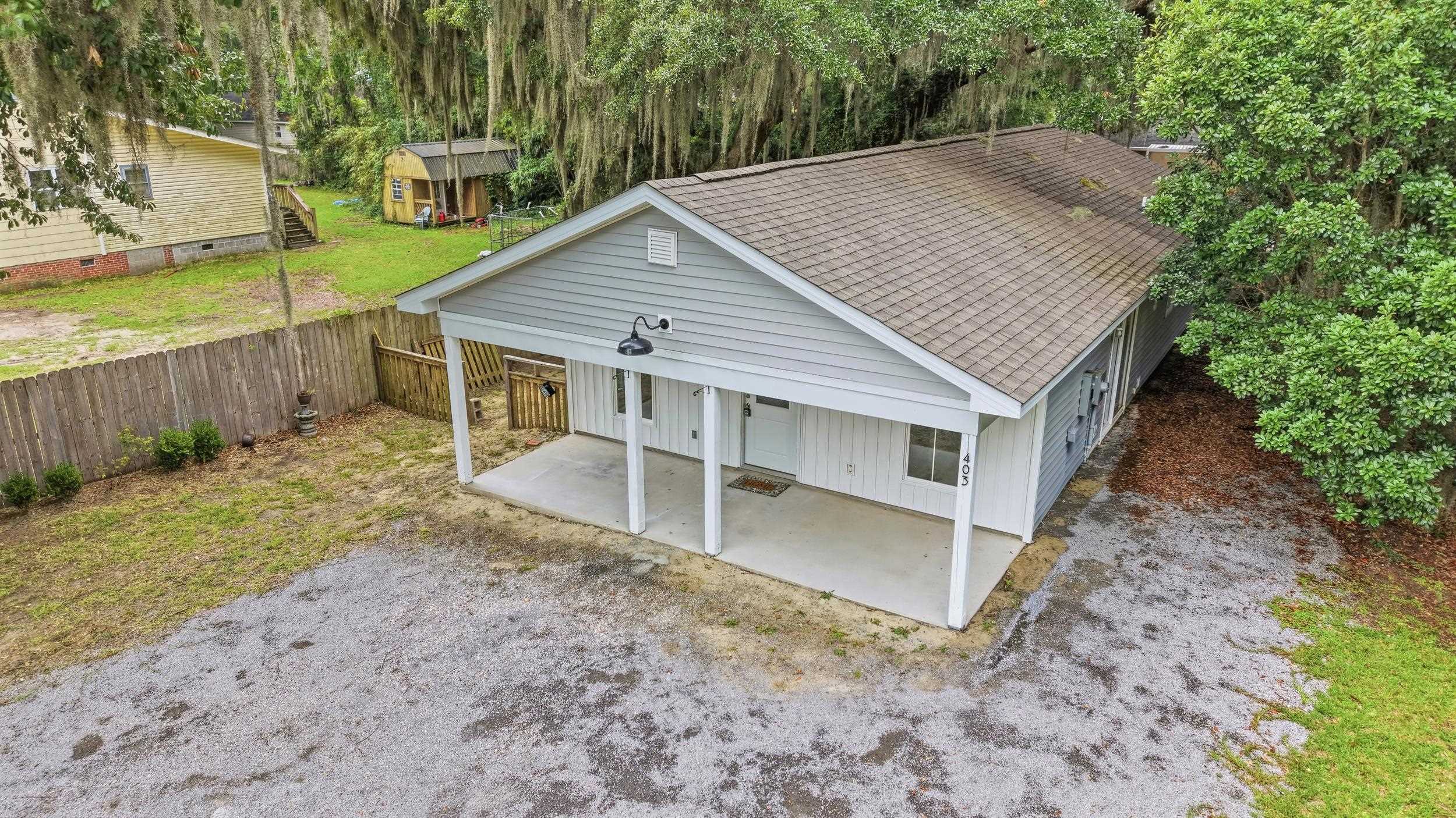 403 Bayview Dr. Property Photo 21